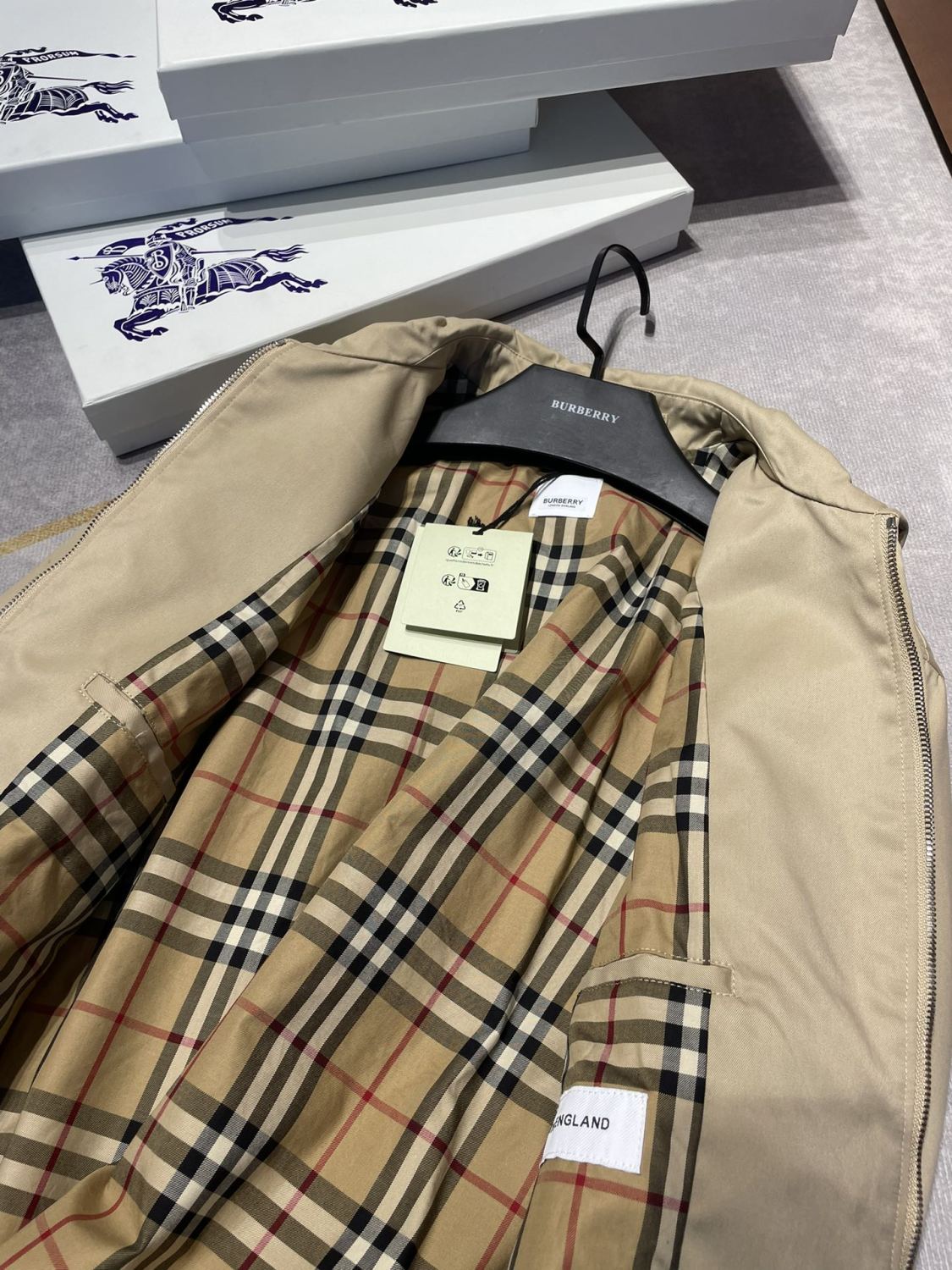 Burberry Men's Autumn and Winter Solid Color Logo Embroidery Zipper Casual Long Sleeve Cotton Jacket #73199