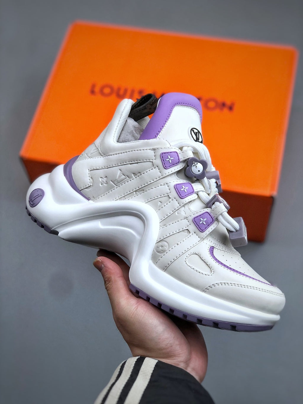 LOUIS VUITTON  LV Archlight Sneaker #376331