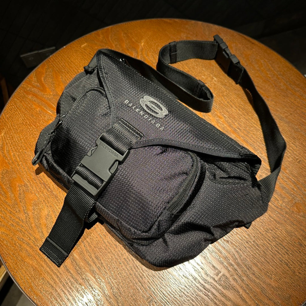 Balenciaga Men's And Women's Solid Color Adjustable Simple Flap Buckle Closure Nylon Shoulder Bag Waist Bags #75675