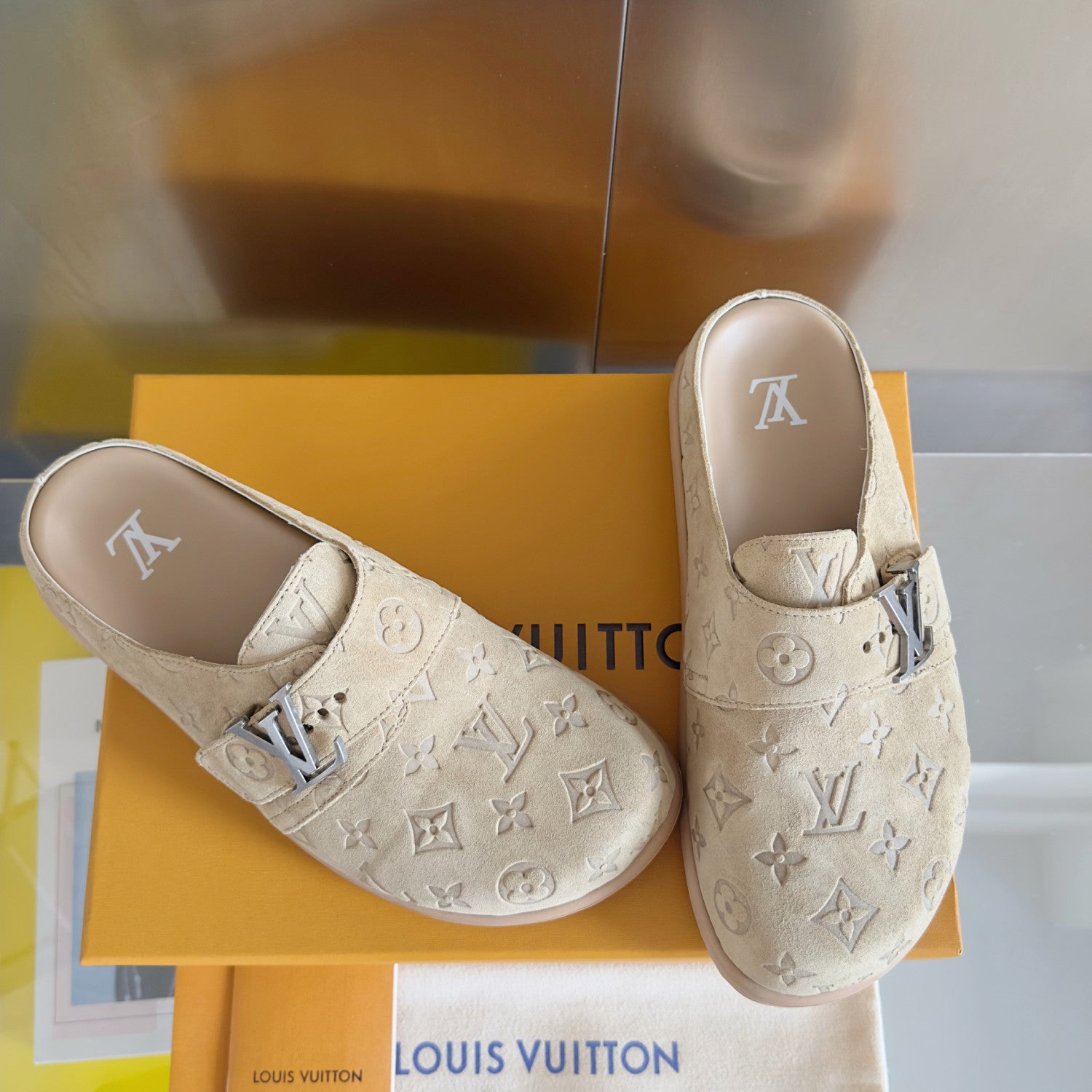 Louis Vuitton LV Easy Mule Men's Summer Solid Color Letter Print Suede Leather Birkenstock Shoes #77696