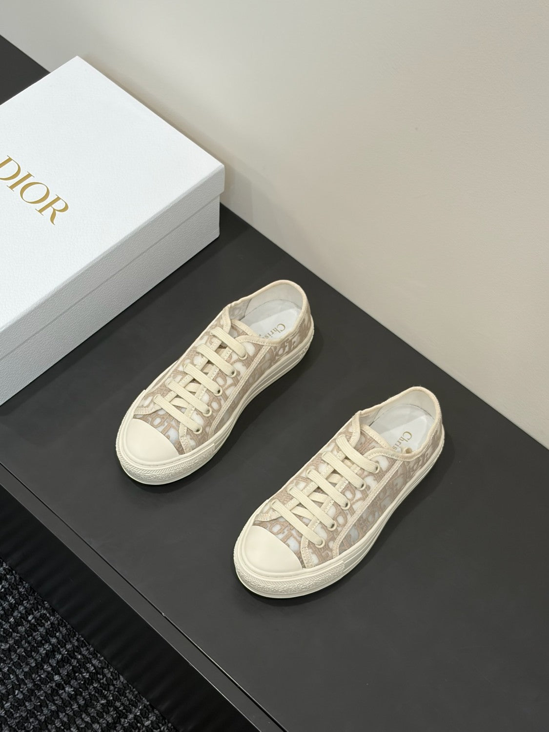 DIOR Walk n Dior Platform Sneaker Sky Blue Dior Oblique Embroidered Mesh #386883