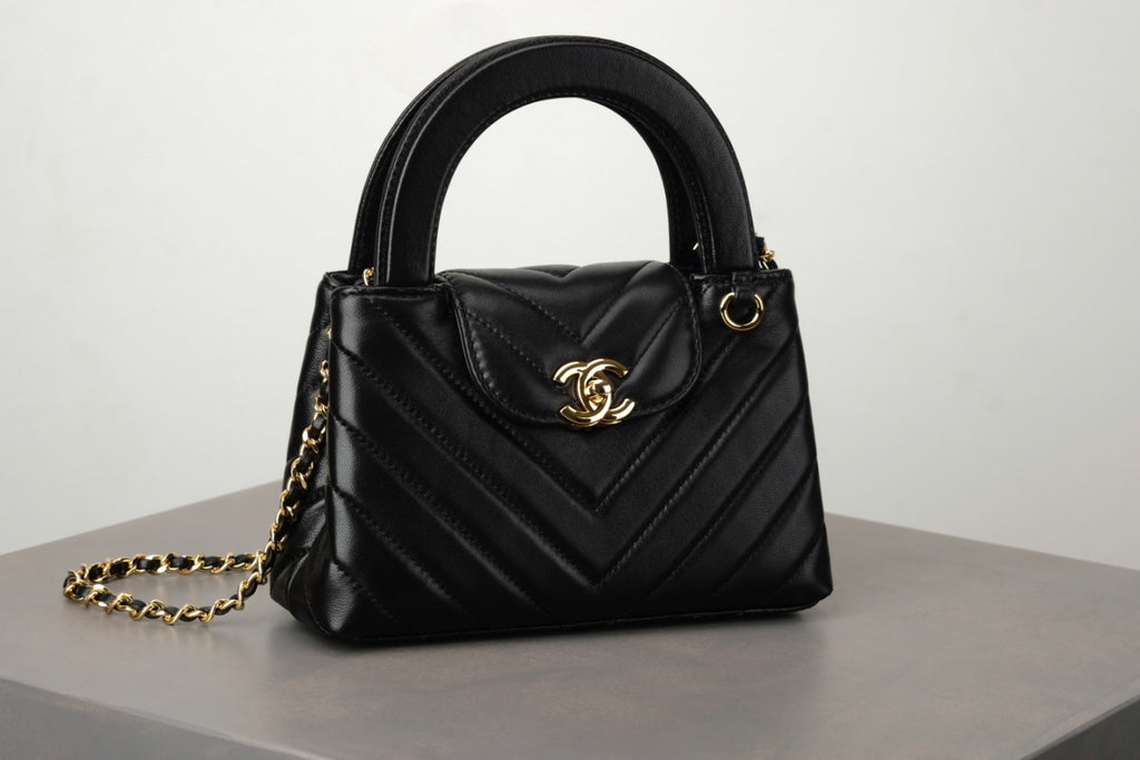 Chanel Product-flag-2026 Spring/summer Mini Tote Bag V-line Kelly Black & Gold Clutch Stylish Sophisticated And Elegant Checkered Flap Bag Bags #196781