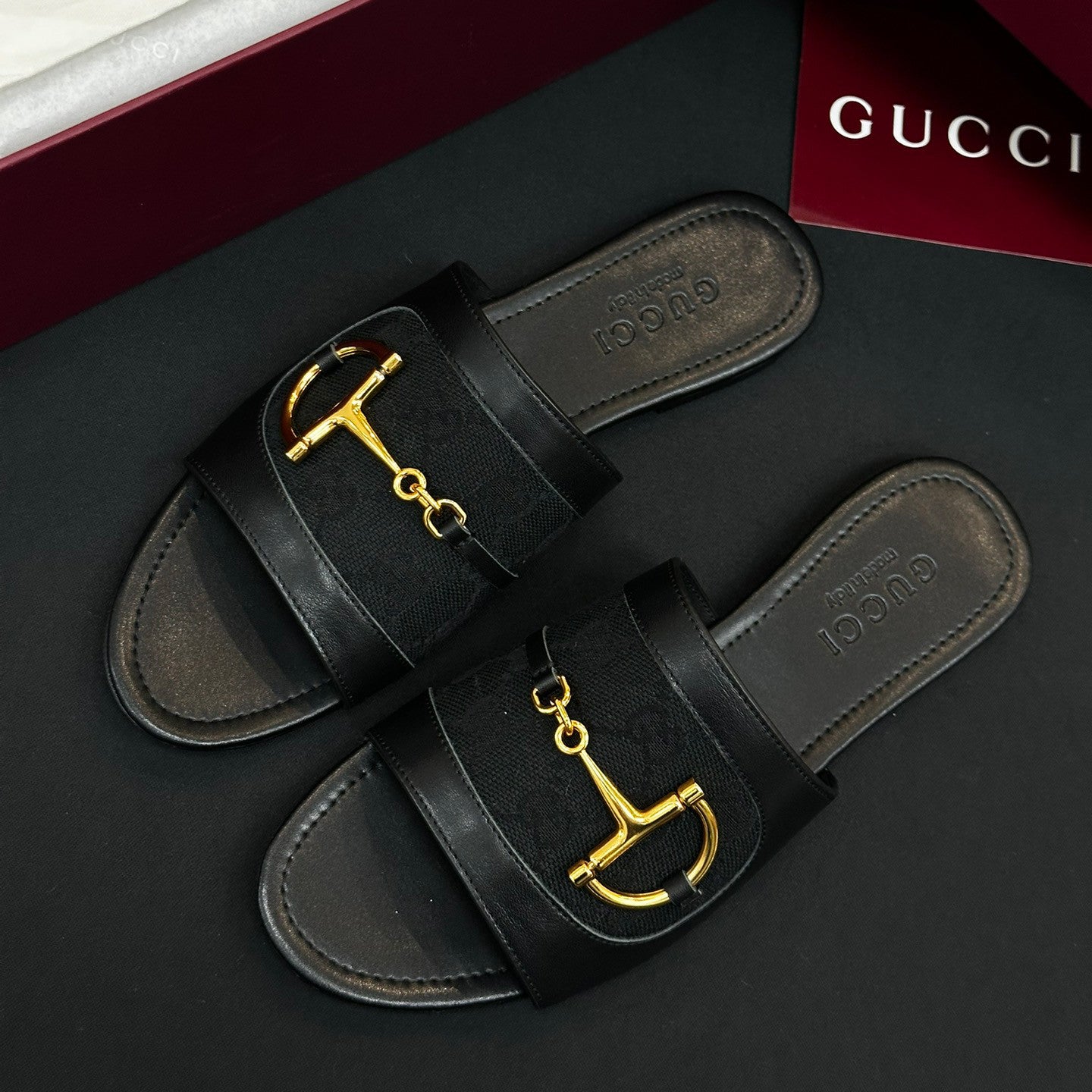 Gucci Women's Summer Fashion Casual Round Toe Flat Leather Horse Bit Buckle Sandals  Shoes #78393