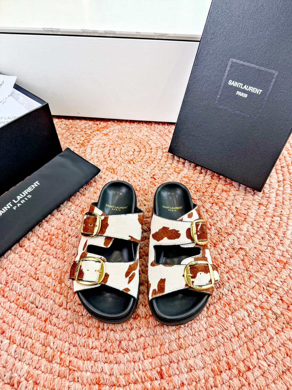 Saint Laurent Ysl Logo Beach Slippers #379498