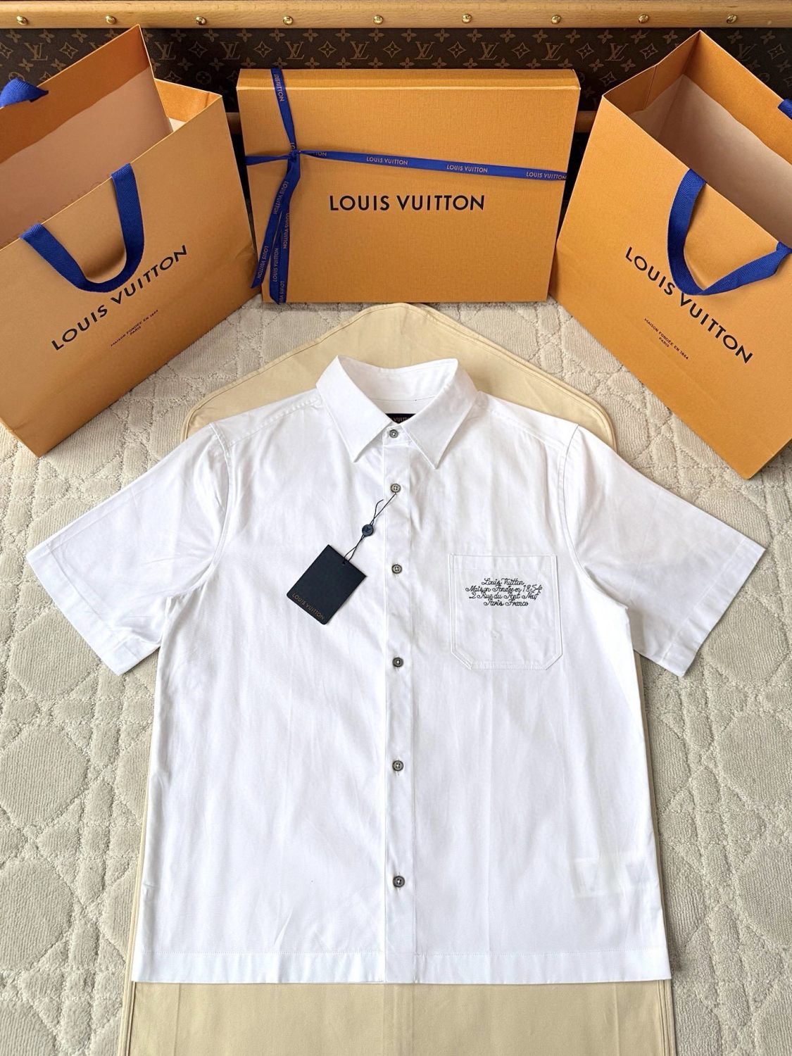 Louis Vuitton Men's Summer Casual Collared Single Breasted Letter Embroidered Short Sleeved Shirt #78427