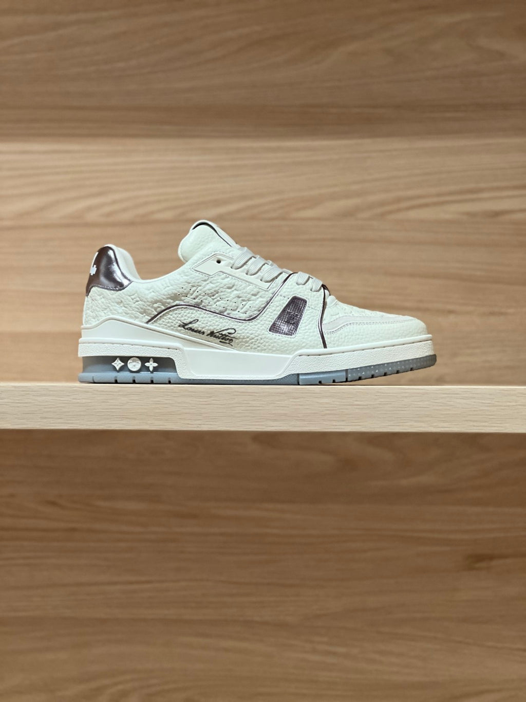 LOUIS VUITTON LV Trainer Sneaker #384200