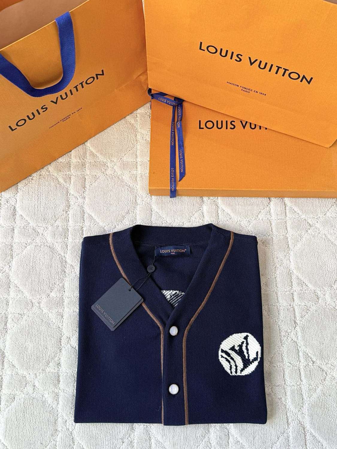 Louis Vuitton Men's Summer Fashion Casual Single Breasted Embroidered Pattern Short Sleeved Knitted Baseball Shirt #78426