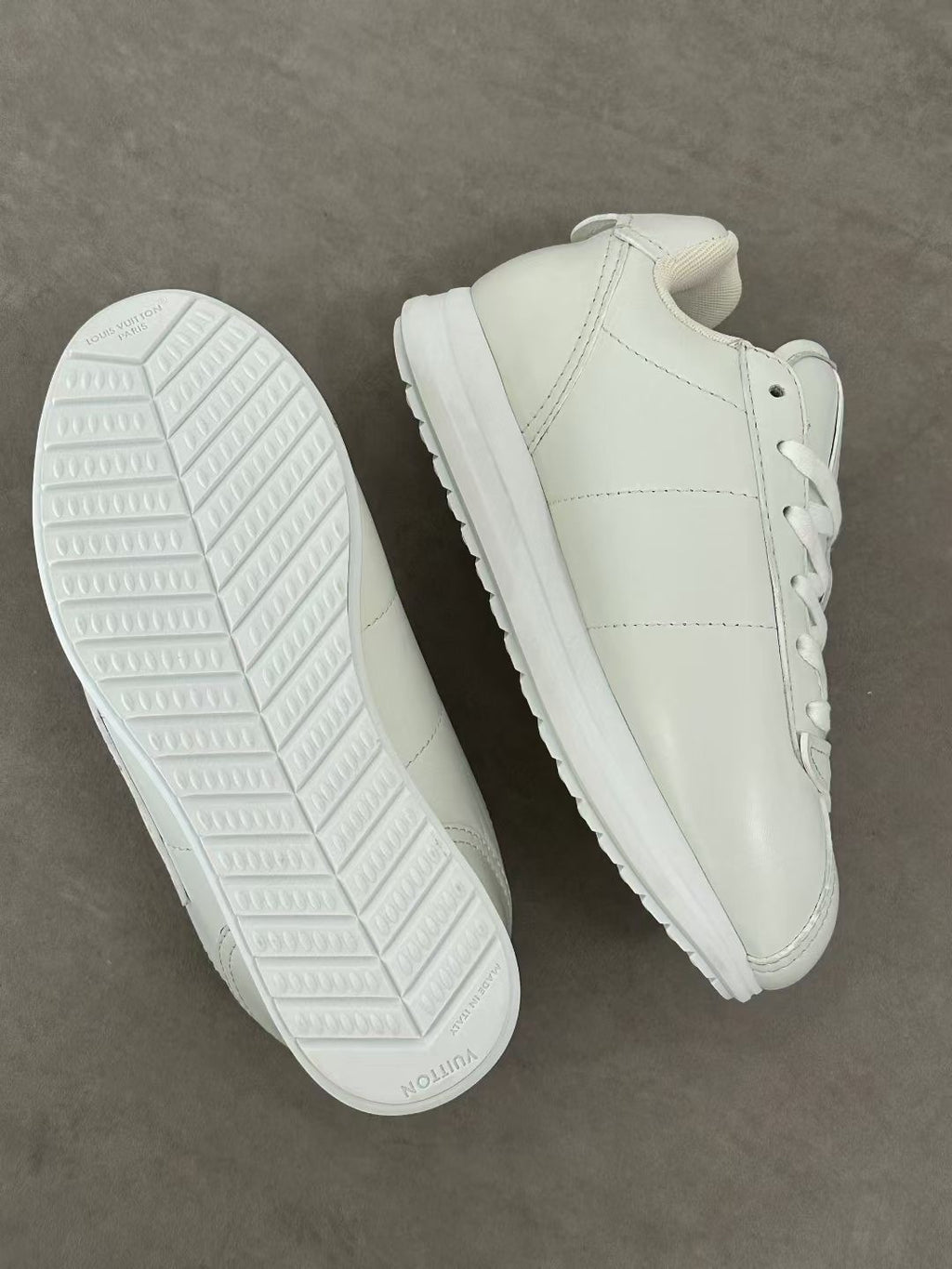 Louis Vuitton LV BUTTERSOFT Men's And Women's Spring/Fall Fashion Casual Round Toe Lace Up Leather Embossed Low Top Sneakers Shoes #78571