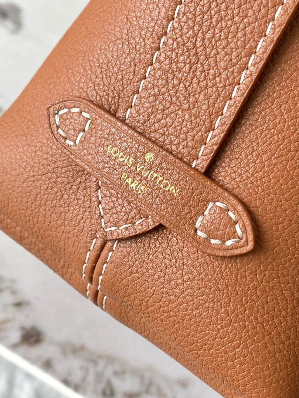 Louis Vuitton LOW KEY MESSENGER Men's Solid Color Letter Printed Flap Cowhide Underarm Bag Shoulder Bags #76286