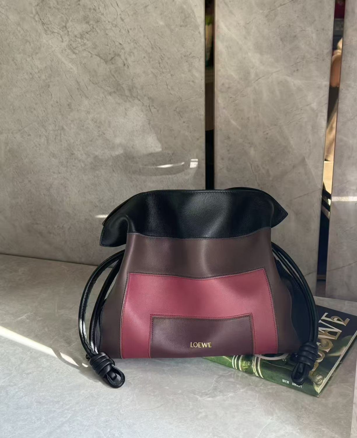 Loewe Medium Napa Leather Flamenco Clutch Loewe X Josef And Anni Albers Collection Fashion-forward Soft-leather Crossbody Bag Lady #195465