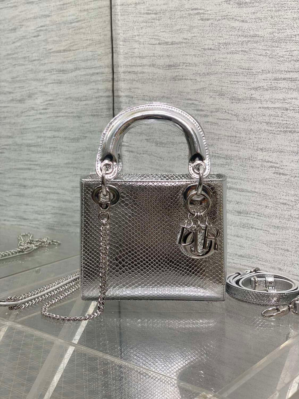 Dior Lady Women's Solid Color Metal Pendant Detachable Chain Shoulder Strap Snake Skin Single Shoulder Crossbody Handbag Bag Bags #77722