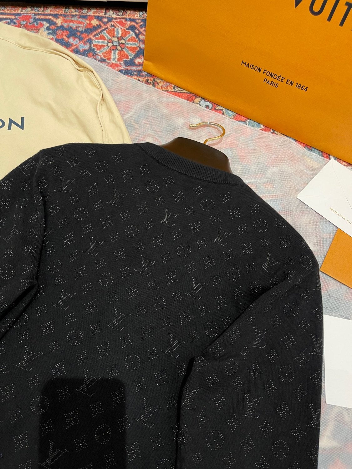 Louis Vuitton Men's Spring and Autumn Rhinestone Letter Logo Printed Round Neck Long Sleeve Sweater #75138