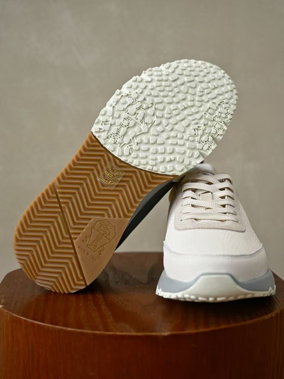 Brunello Cucinelli Men's Leather Sneakers #387382