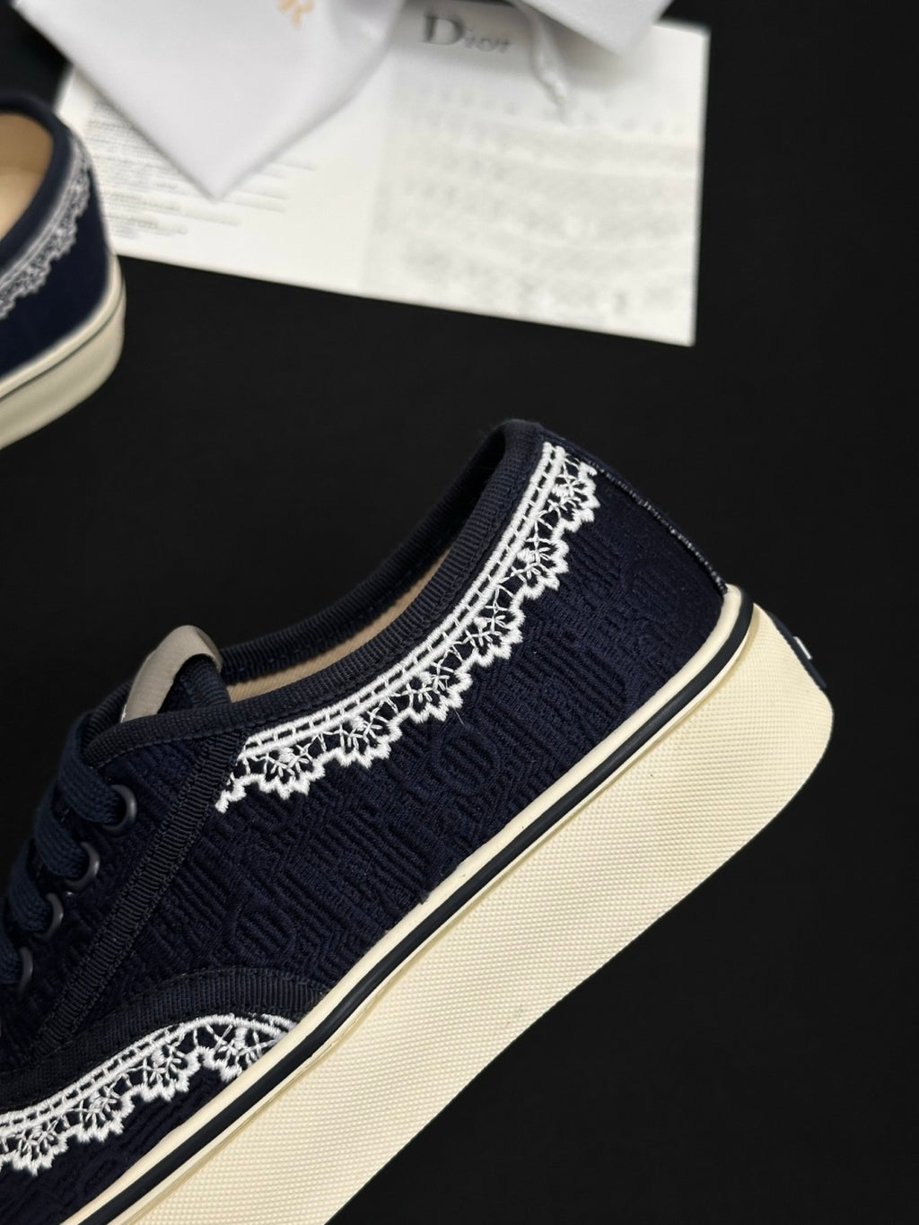Dior Saltwind Round Toe Lace-up Embroidery Colorful Lace Low-top Canvas Shoes #380451