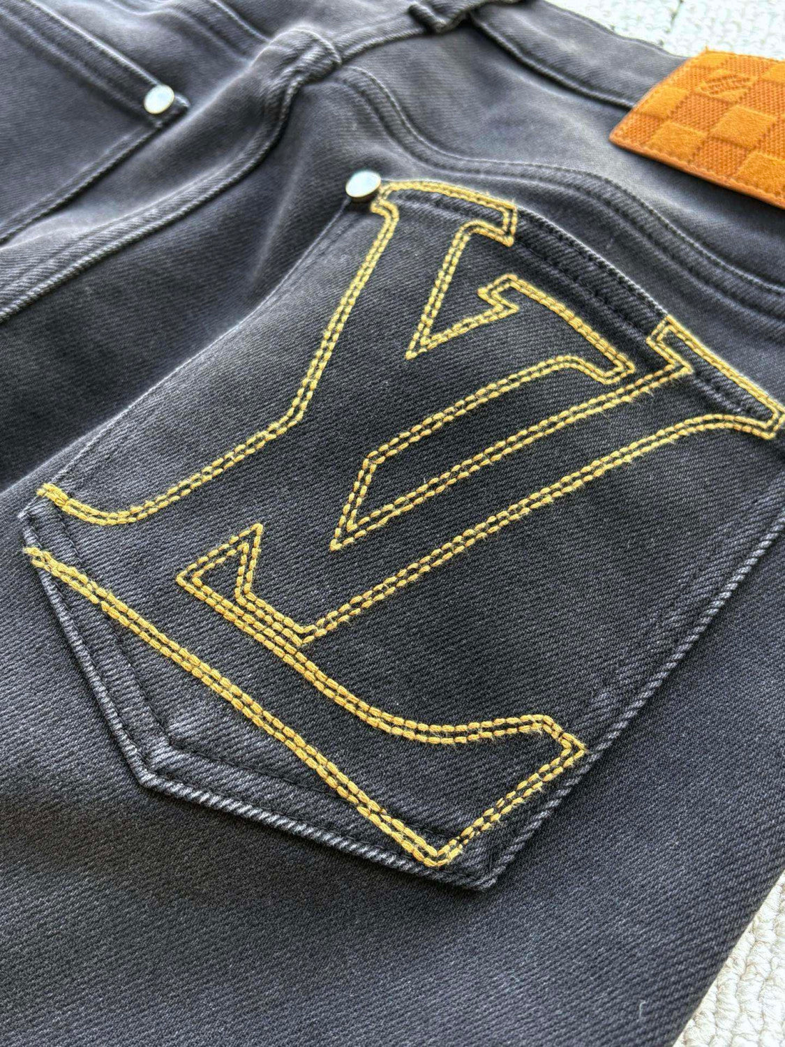 LOUIS VUITTON LV Skate Denim Pants #377911
