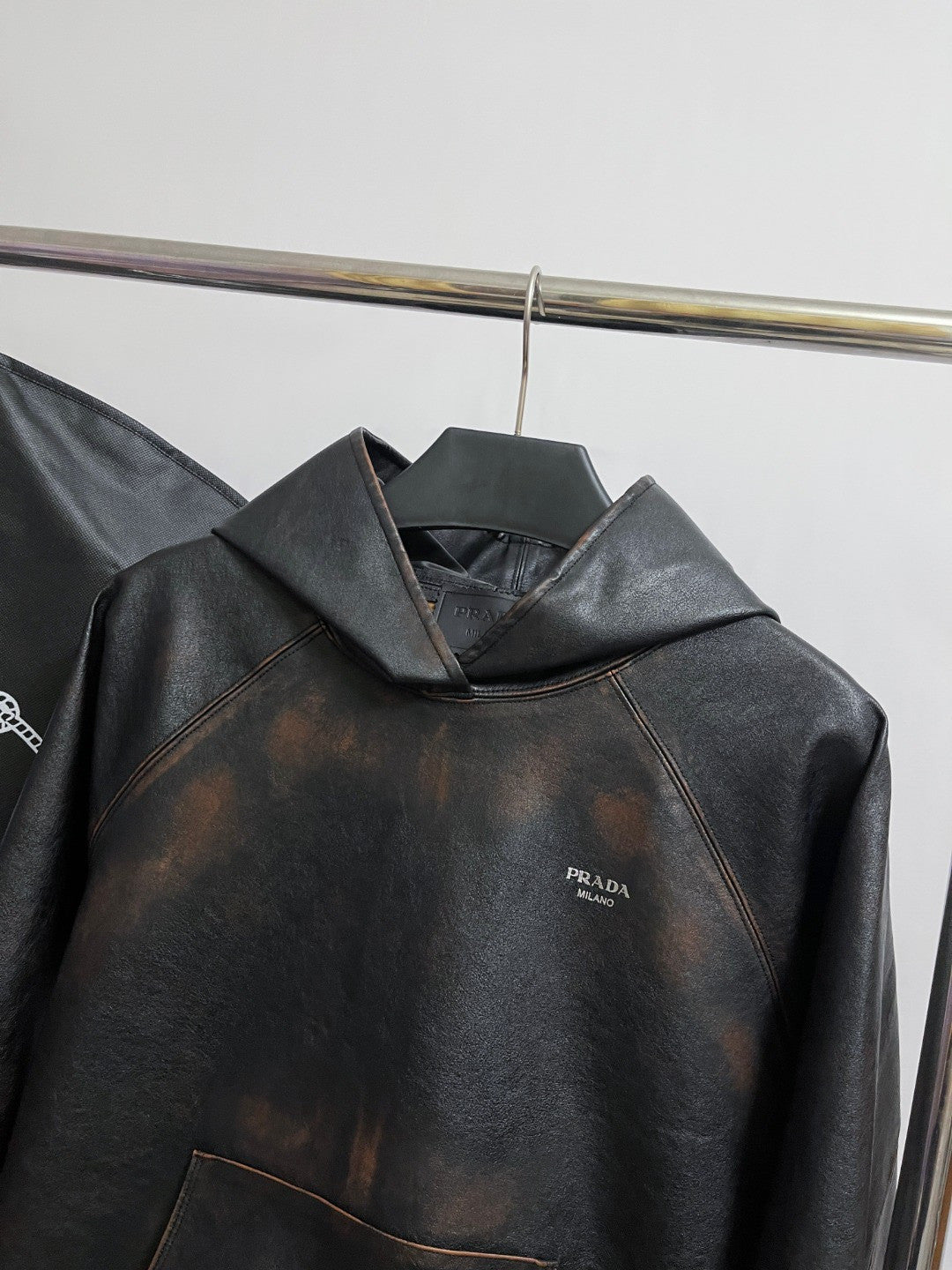Prada SS25 Spring And Summer Men's Nappa Leather Hooded Raglan Long Sleeve Sweatshirt Leather Jacket #332536