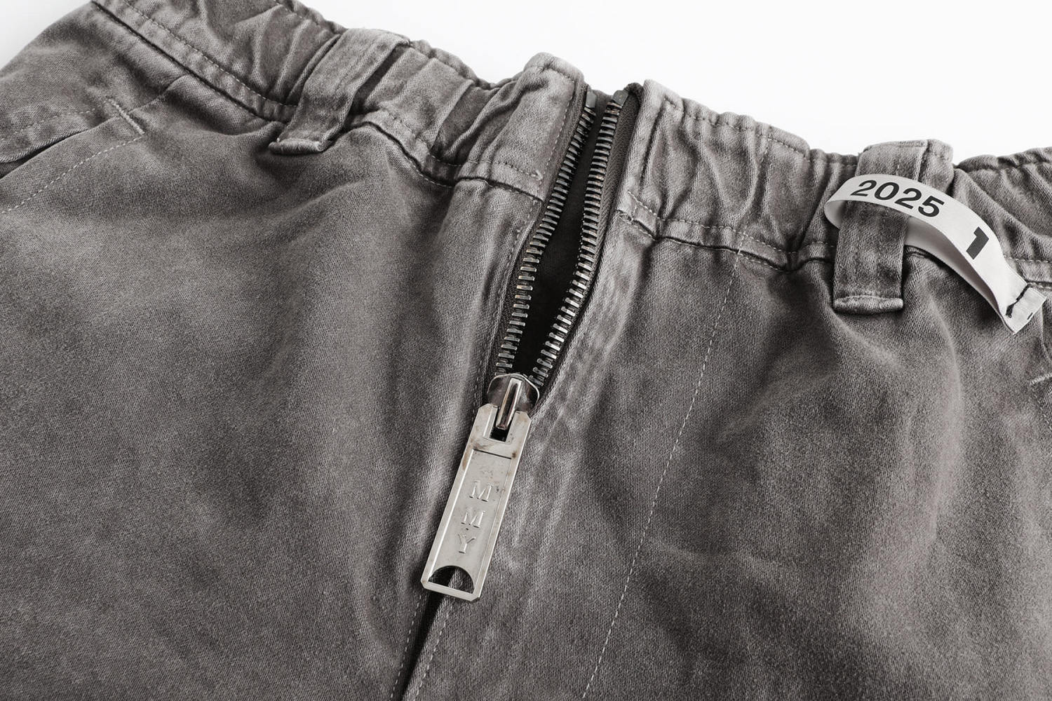 Maison Mihara Yasuhiro Men's Faded Effect Work Pants Summer Vintage Loose Zipper Large Pocket Shorts Ngvp #1921