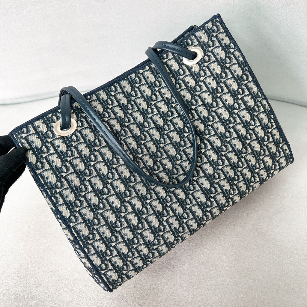DIOR Medium Dior Promenade Shopping Bag Blue Dior Oblique Jacquard #376637