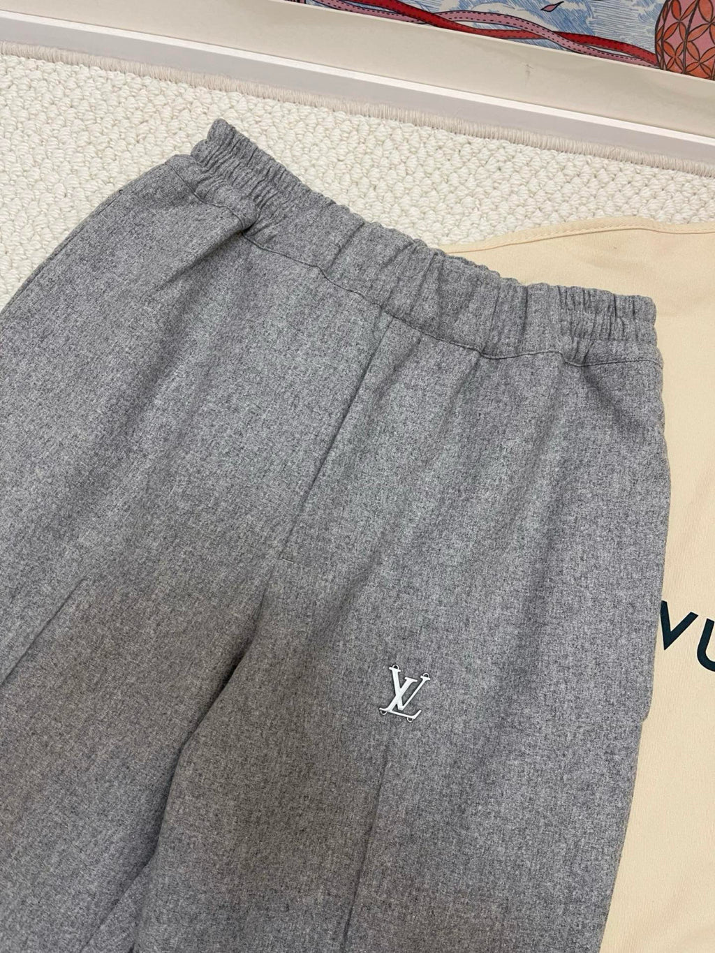 Louis Vuitton Men's Spring And Fall Solid Color Wool Fabric Drawstring Tie Casual Pants #76271