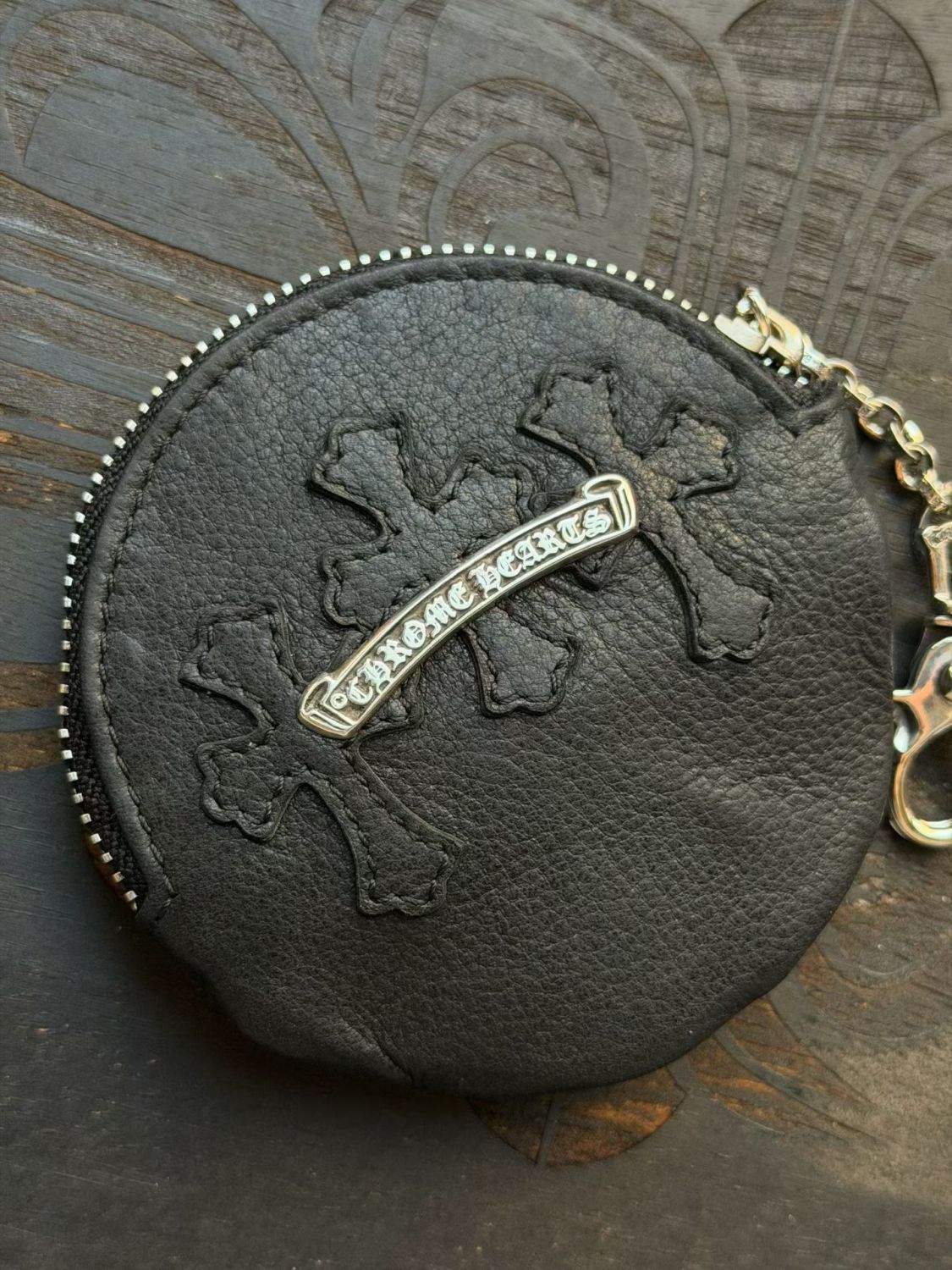 Chrome Hearts Scroll-pattern Lobster Clasp Cross-embossed Wallet Limited Edition High-street Fashion Trendy Accessories Handbags Headphone Case Bags #195953