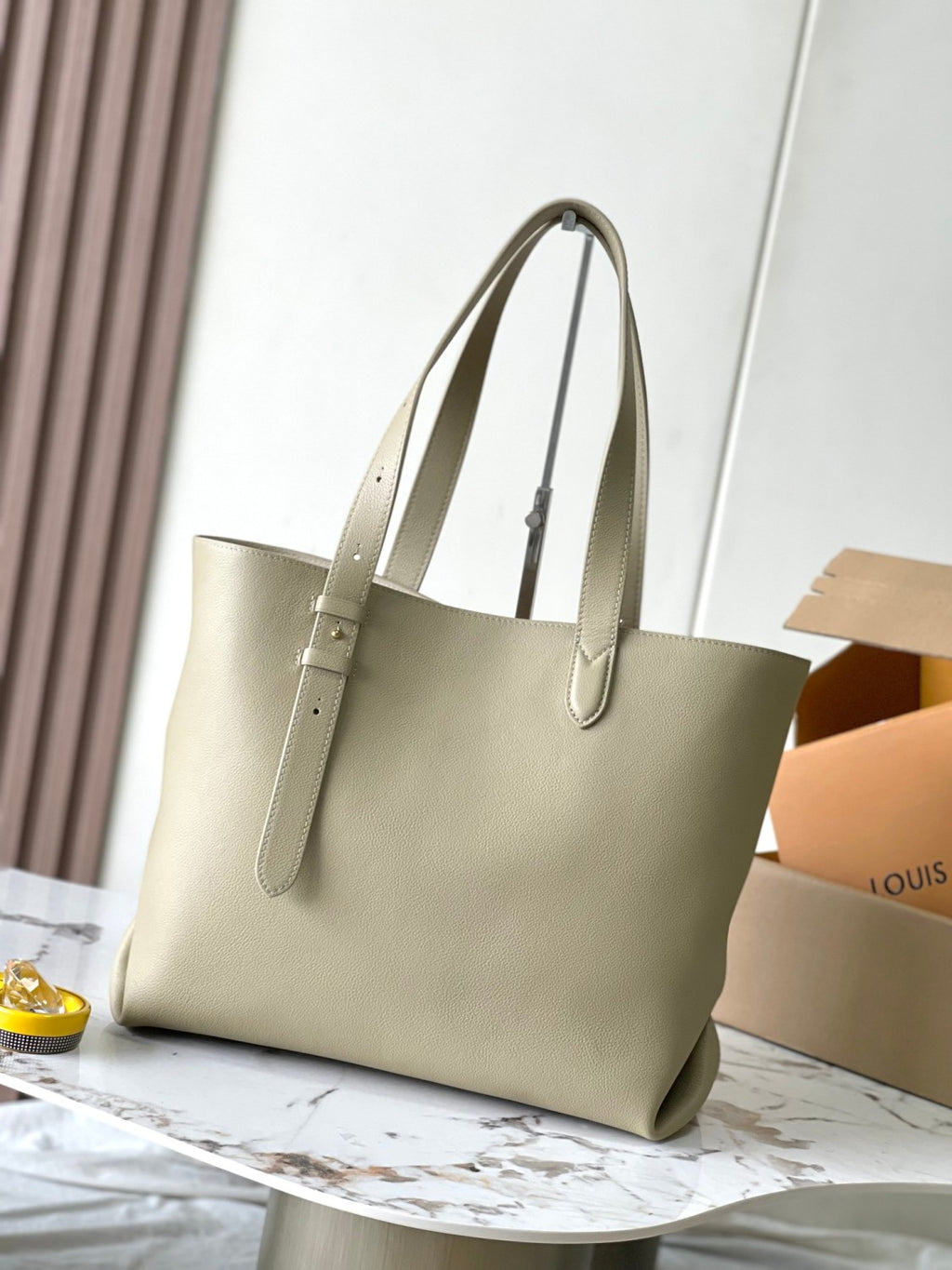 Low Key Cabas Louis Vuitton Women's Solid Color Adjustable Shoulder Strap Letter Logo Inside Cowhide Shopping Bag Shoulder Tote Bag Bags #75412