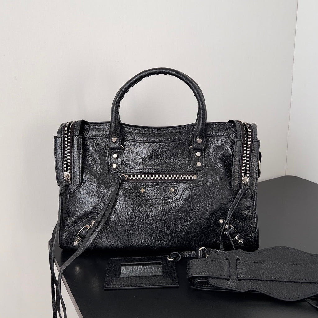 Balenciaga Men's And Women's Solid Color Zipper Closure Adjustable Detachable Shoulder Strap Goatskin Shoulder Handbag Bag Bags #75368