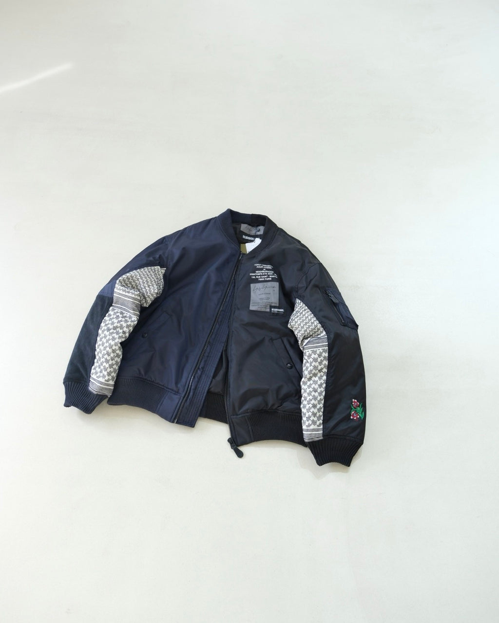 NEIGHBORHOOD x Yohji Yamamoto Men's Fall/Winter Joint Signature Labeling Short And Wide Design All Cowhide Slider #332621