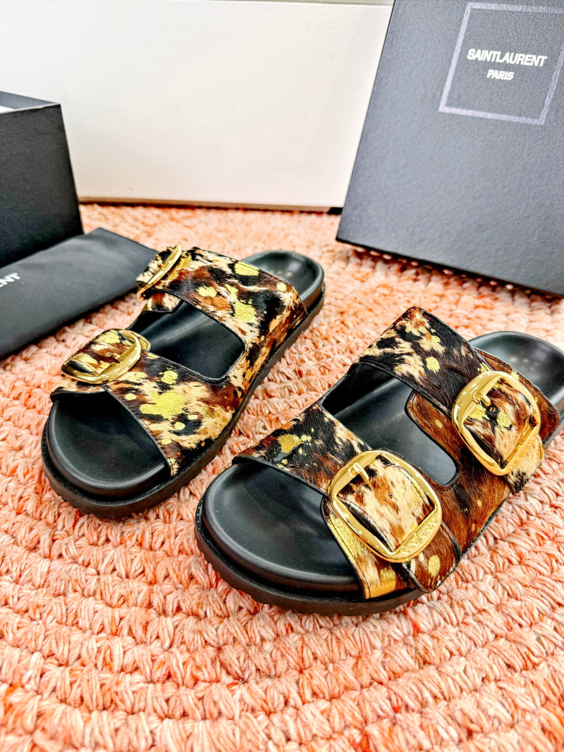 Saint Laurent Ysl Logo Beach Slippers #379498