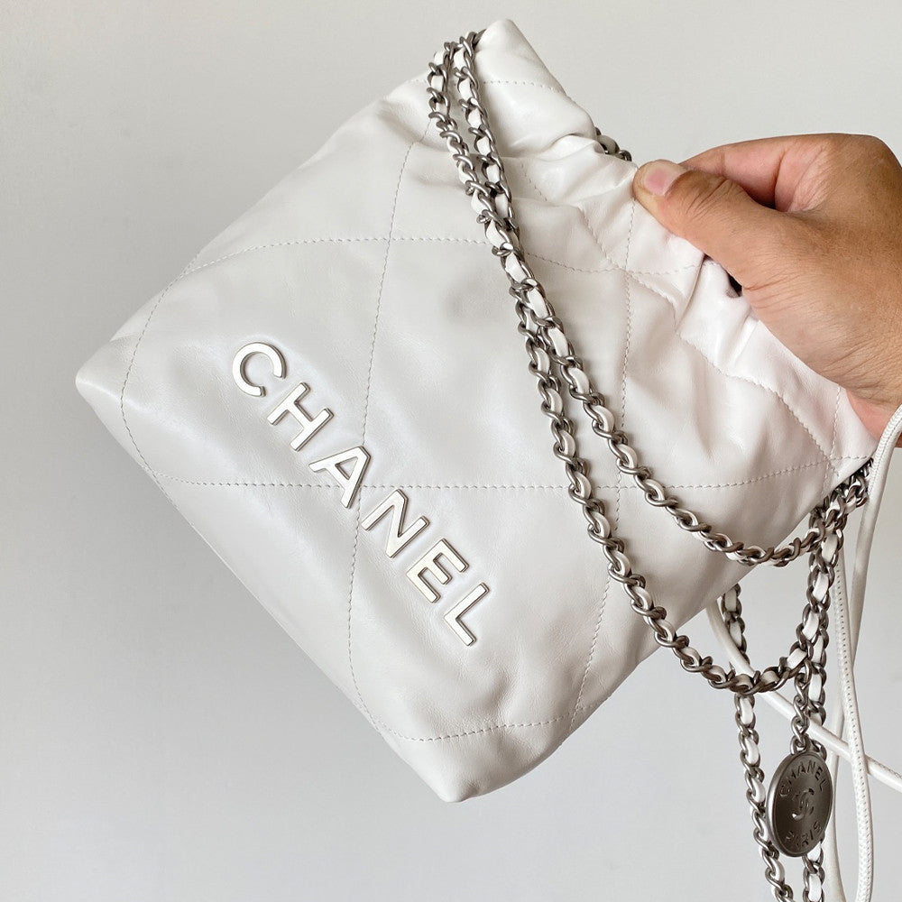 Chanel 22 Bag Mini Bags 18 X 20 X 6.5 CM Collection Link Suede Rivet Style Antique Silver Buckle Italian Bonaudo Suede Calfskin Apricot Silver Buckle Women's Luxury Chain-strap Tote Bag Bags Metallic-colored Leather Tends To Fade Easily  #193540