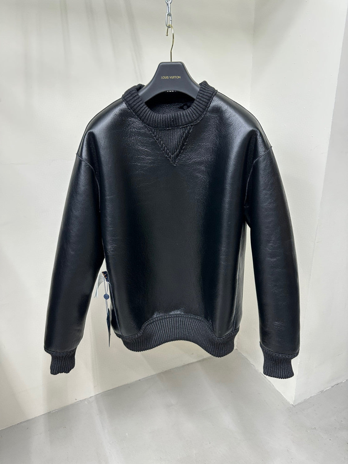Louis Vuitton Wear a Long Sleeved Pullover On Both Sides Jacket #21796