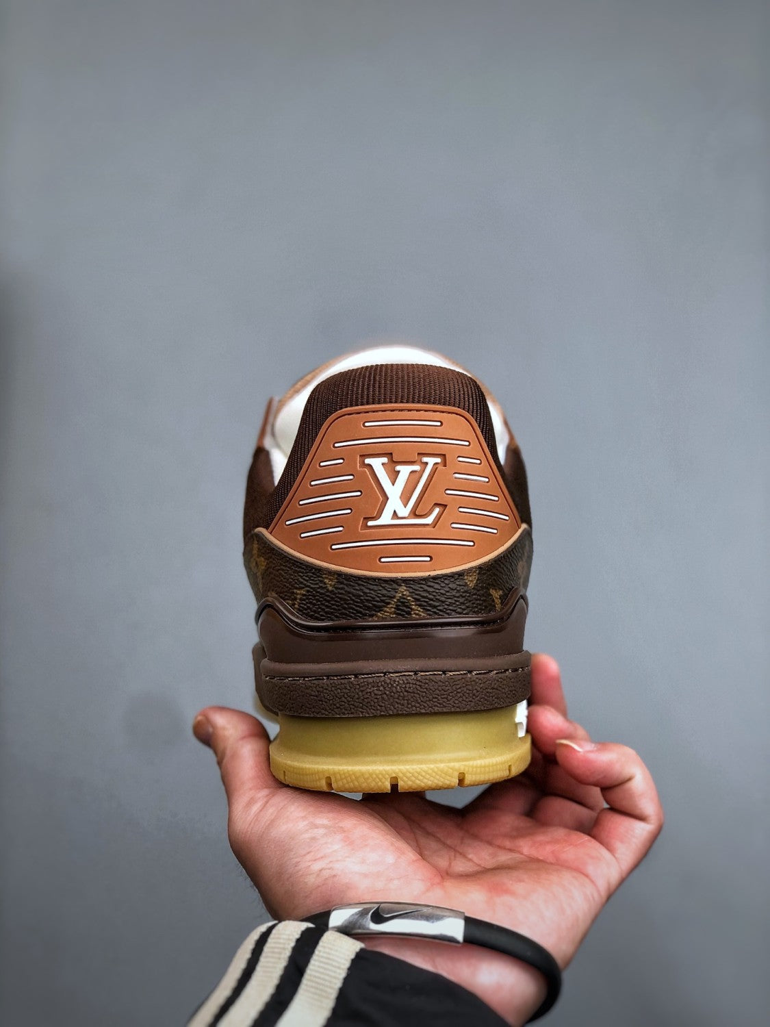 Louis Vuitton Trainer Paris-only Round-toe Lace-up Shoes 1A00LC #375678