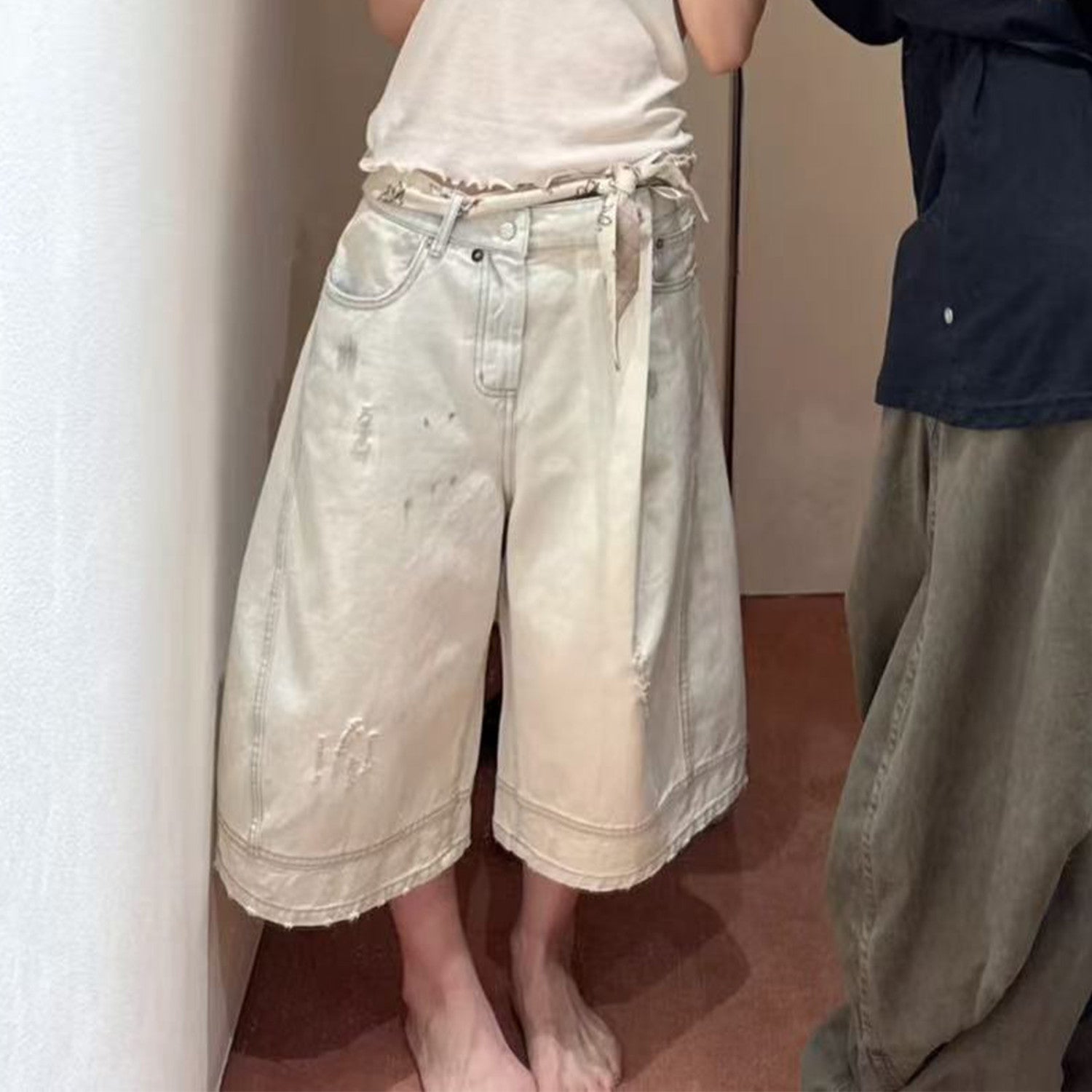 Balenciaga Workwear Shorts Men's Spring And Summer Cotton White Denim Shorts Fashion Trend Hole Casual Shorts Ngvp #1876