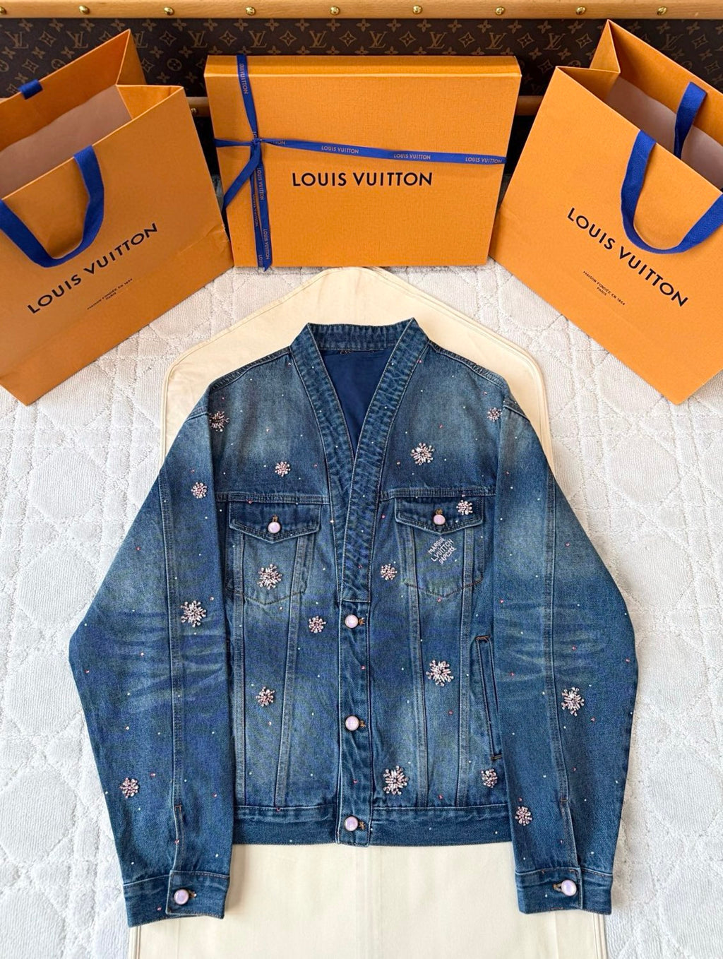 Louis Vuitton Men's and Women's Fashion Casual V Neck Embroidered Kimono Style Long Sleeve Denim Jacket  Embroidered Workwear Denim Shorts Suit Set #78735