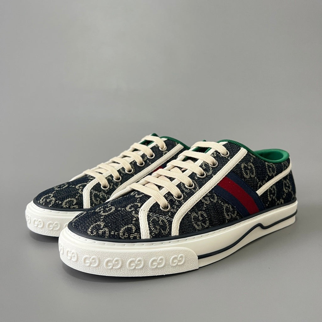 GUCCI Women's Gucci Tennis 1977 Sneaker in Beige Ebony Original GG Canvas #379374