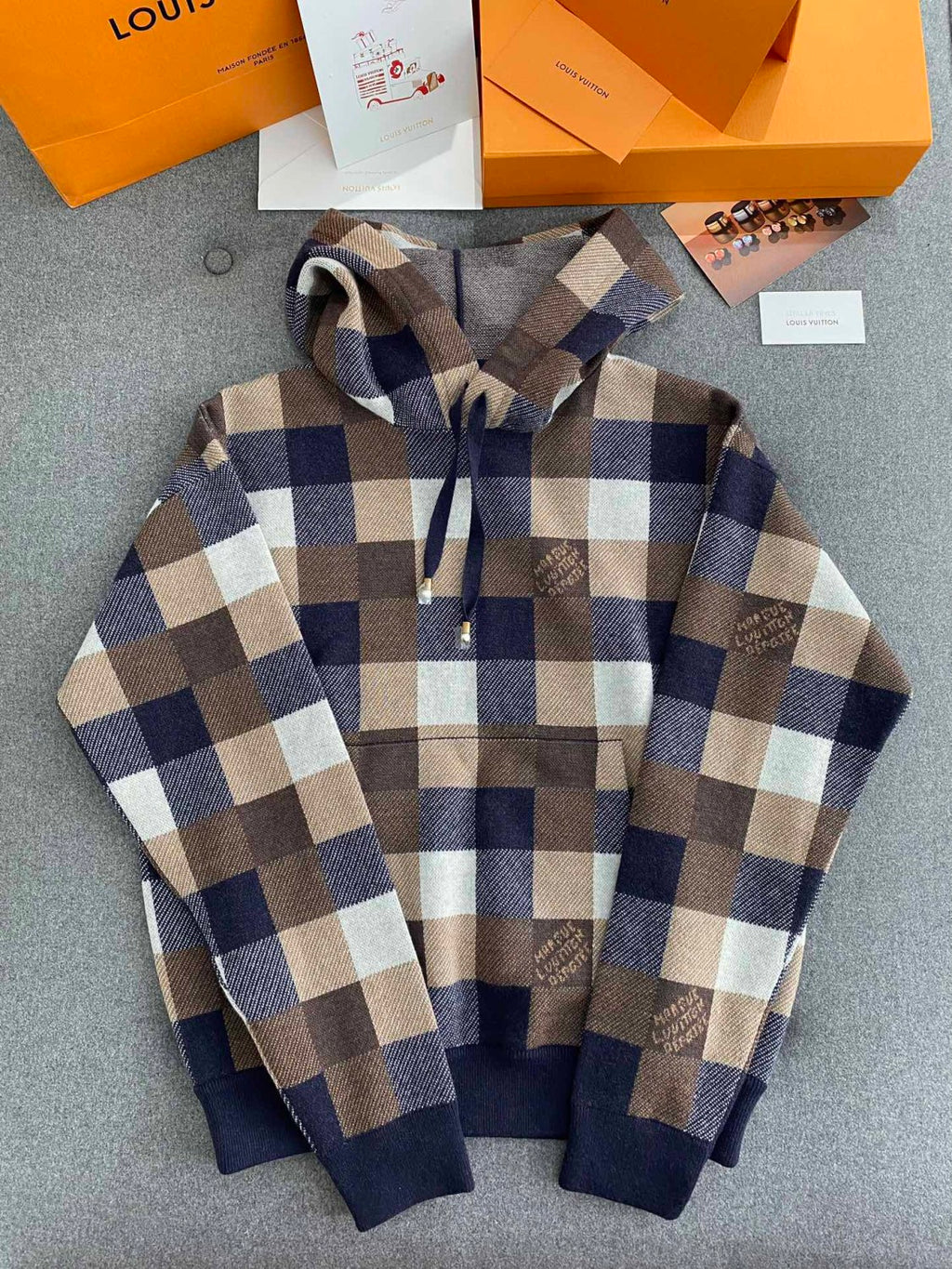 Louis Vuitton Men's Spring and Autumn Brown Plaid Letter Logo Printed Hooded Long Sleeve Sweatshirt #73739