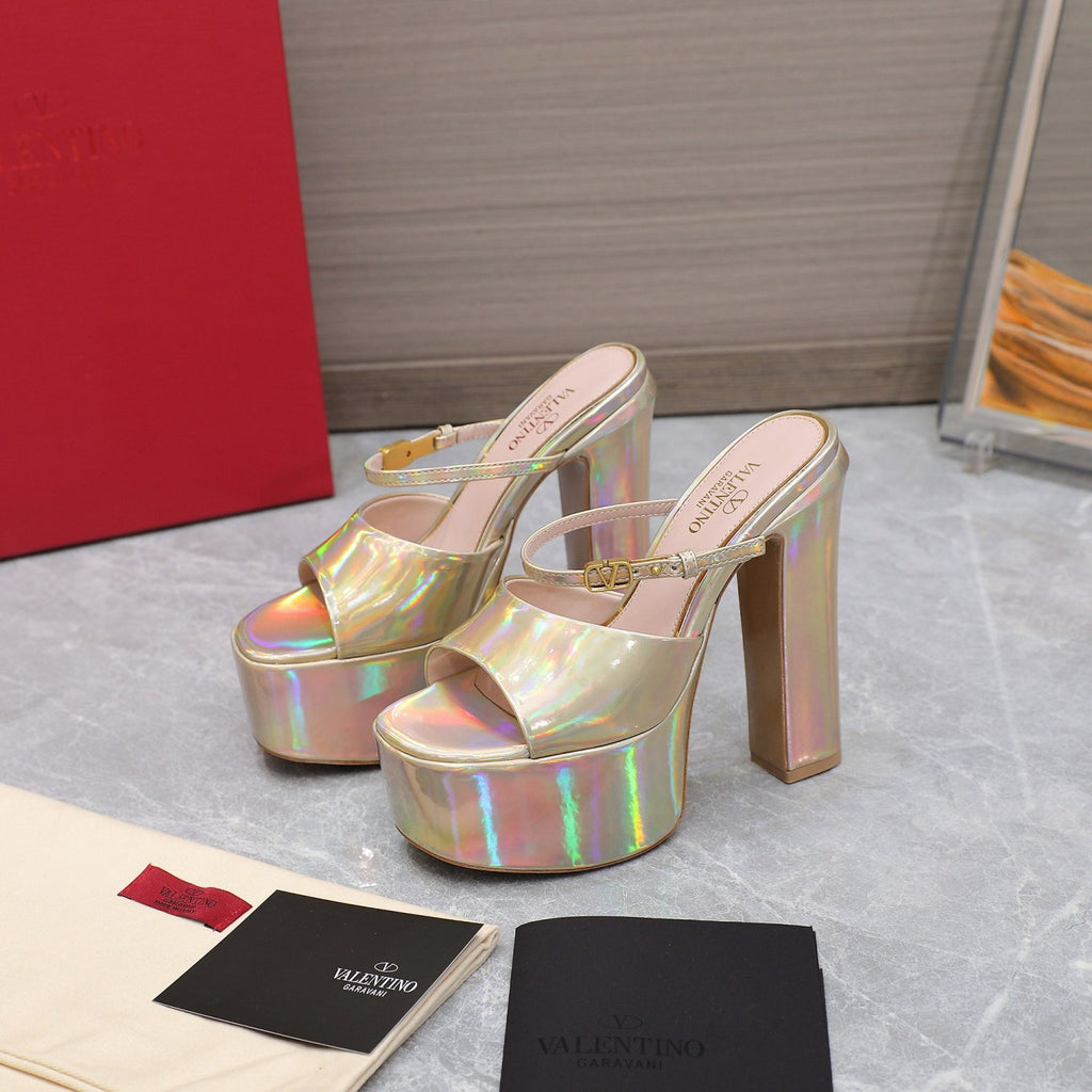 Valentino Spring And Summer Waterproof Platform Patent Leather High Heels Fashion Heightening Sexy Temperament Elegant Slippers Sandals Shoes Waterproof Platform 4cm Heel Height 15.5cm #81145