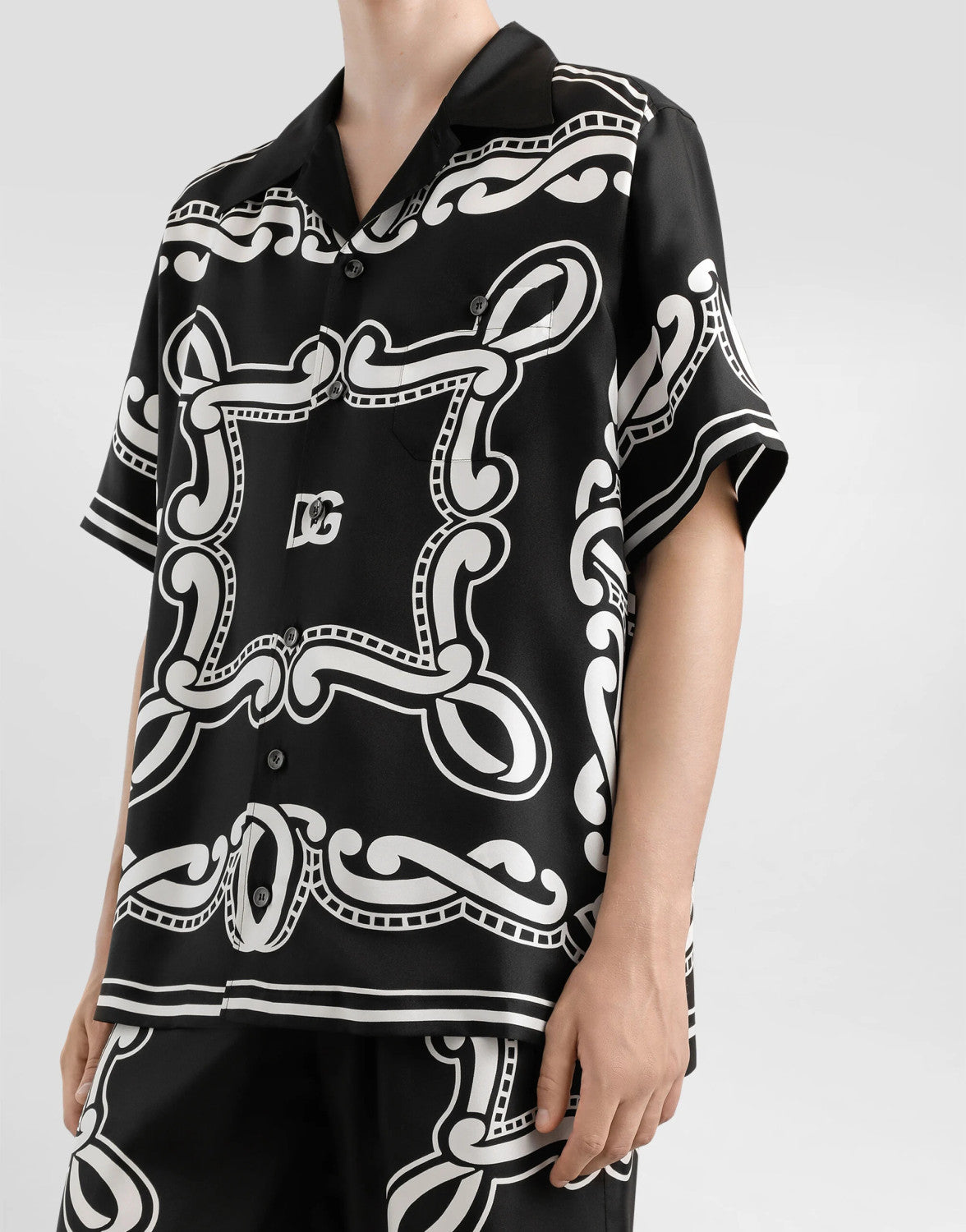 Dolce&Gabbana Men's Summer Bandanna Printed Silk Short Sleeve Shirt Casual Solid Color Elastic Waist Tie Shorts Suit Set #81277