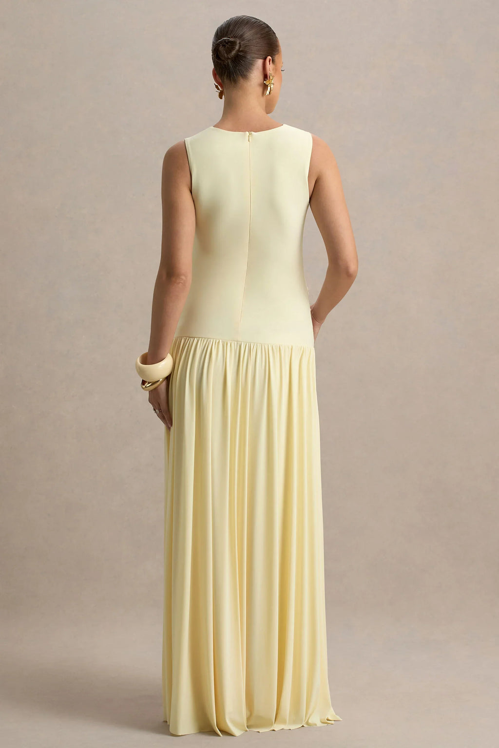Outline | Lemon Crew-Neck Maternity Maxi Dress With Pleated Skirt