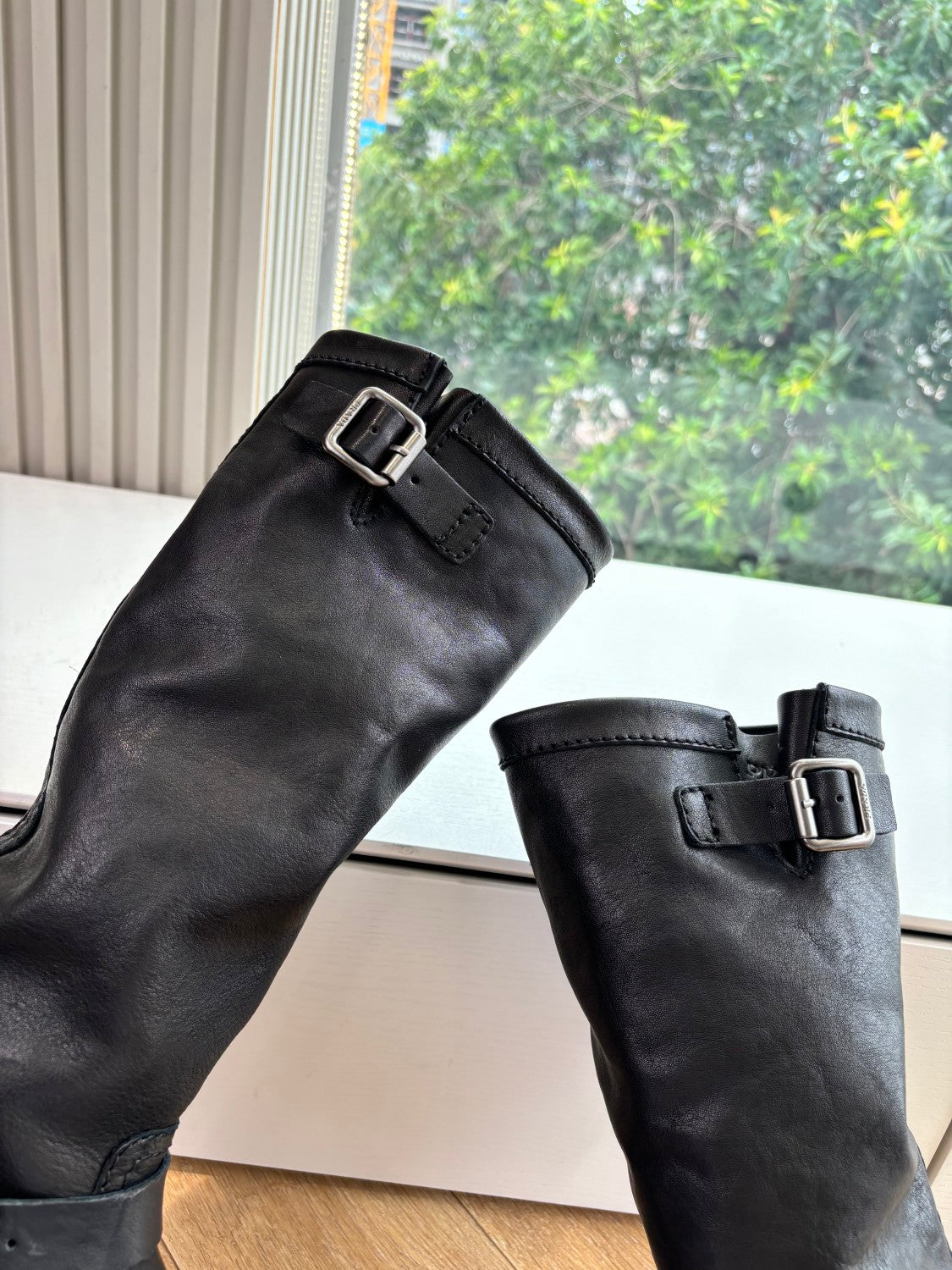 Prada Women's Fall/Winter Fashion Classic Solid Color Leather Round Toe Slip On Chelsea Boots with Creased Details Rider Boots Shoes #78914