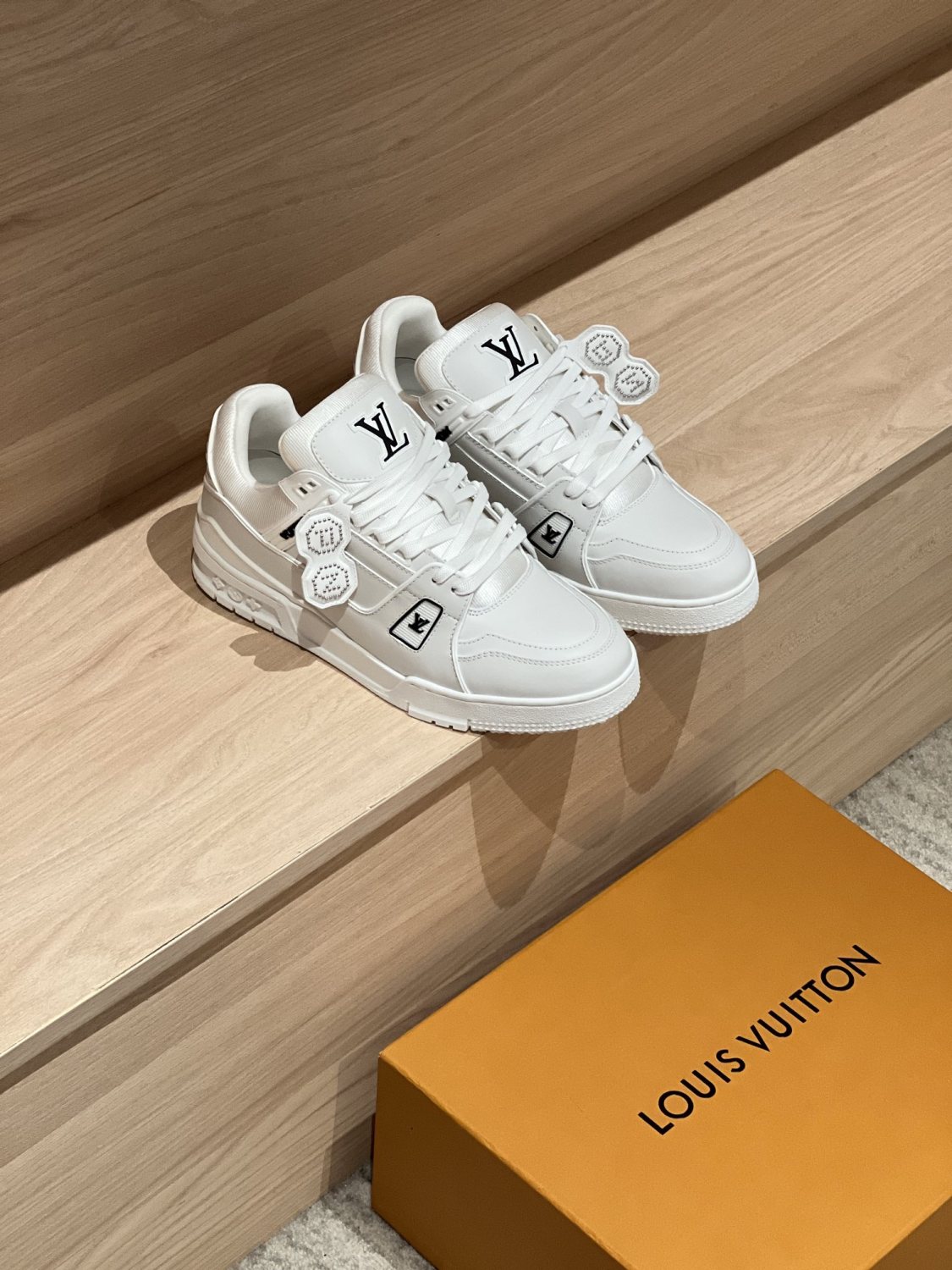 Louis Vuitton LV TRAINER Men's And Women's Classic Fashion Casual Cowhide Round Toe Lace Up Low Top Sneakers Shoes #78219