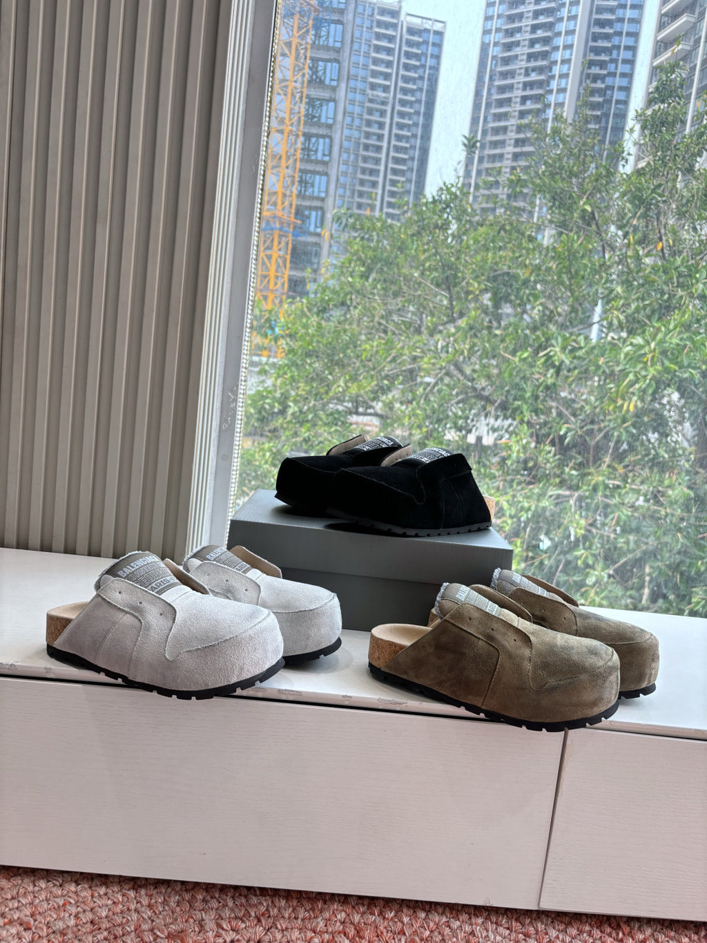Balenciaga Dumbo Mule #377878