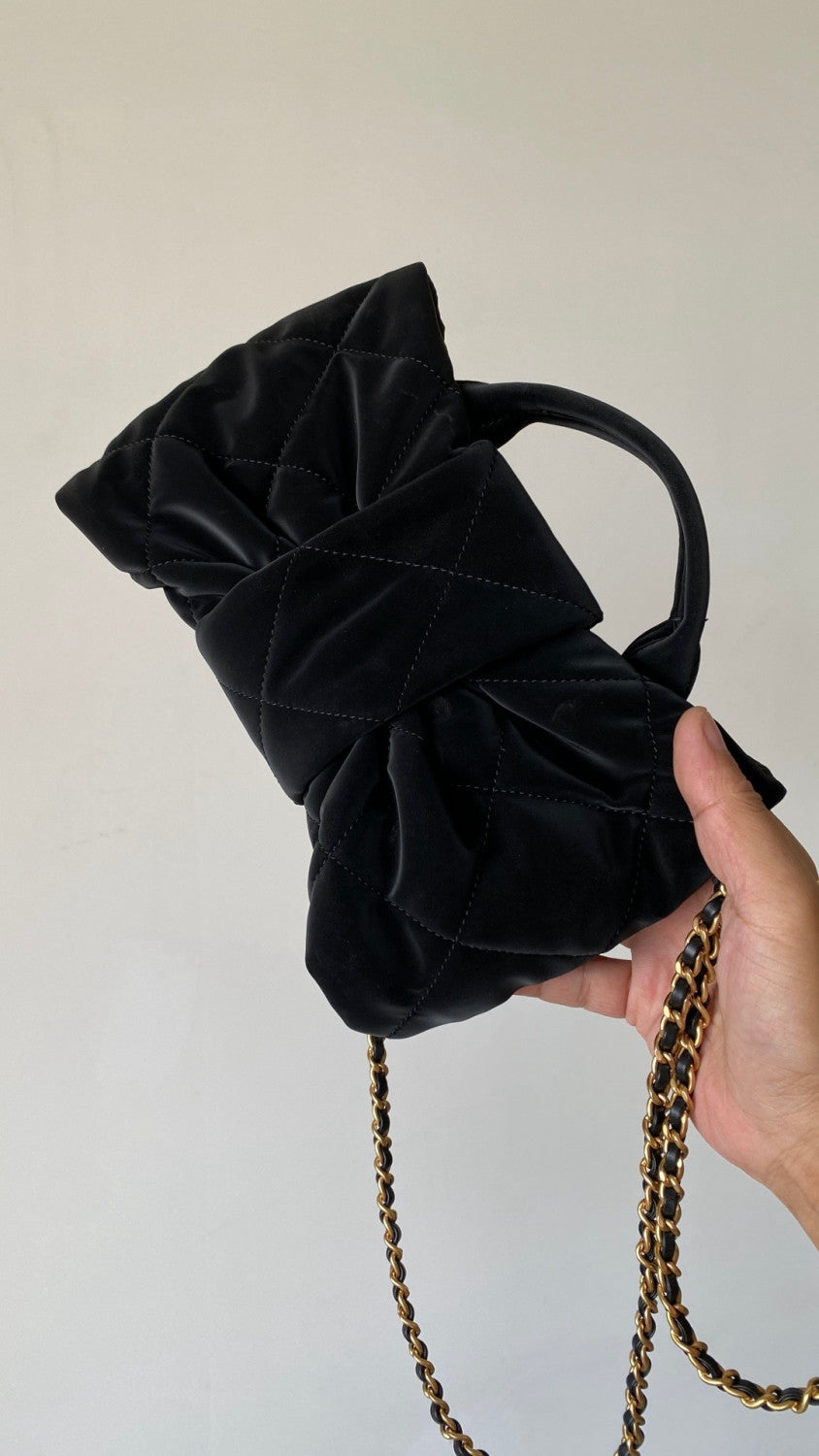 Chanel Minitasche in Schleifenform Nylon Mit Samteffekt #333804