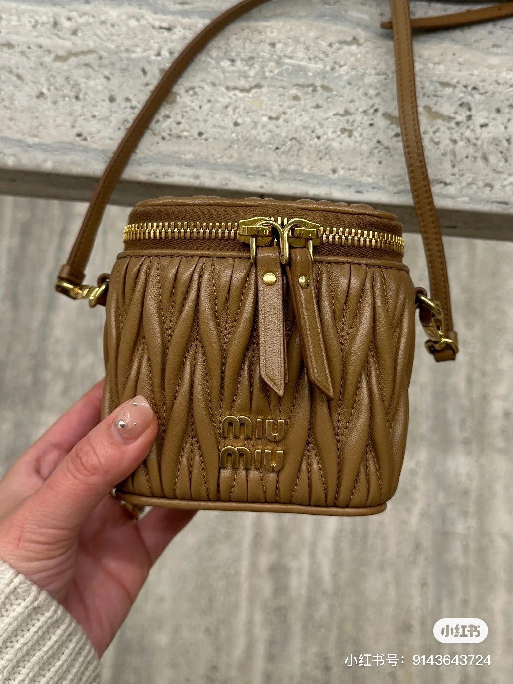 Miumiu Matelassé Women's Solid Colour Soft Sheep Leather Ultra Mini Handbag Shoulder Crossbody Bag Bags #76617