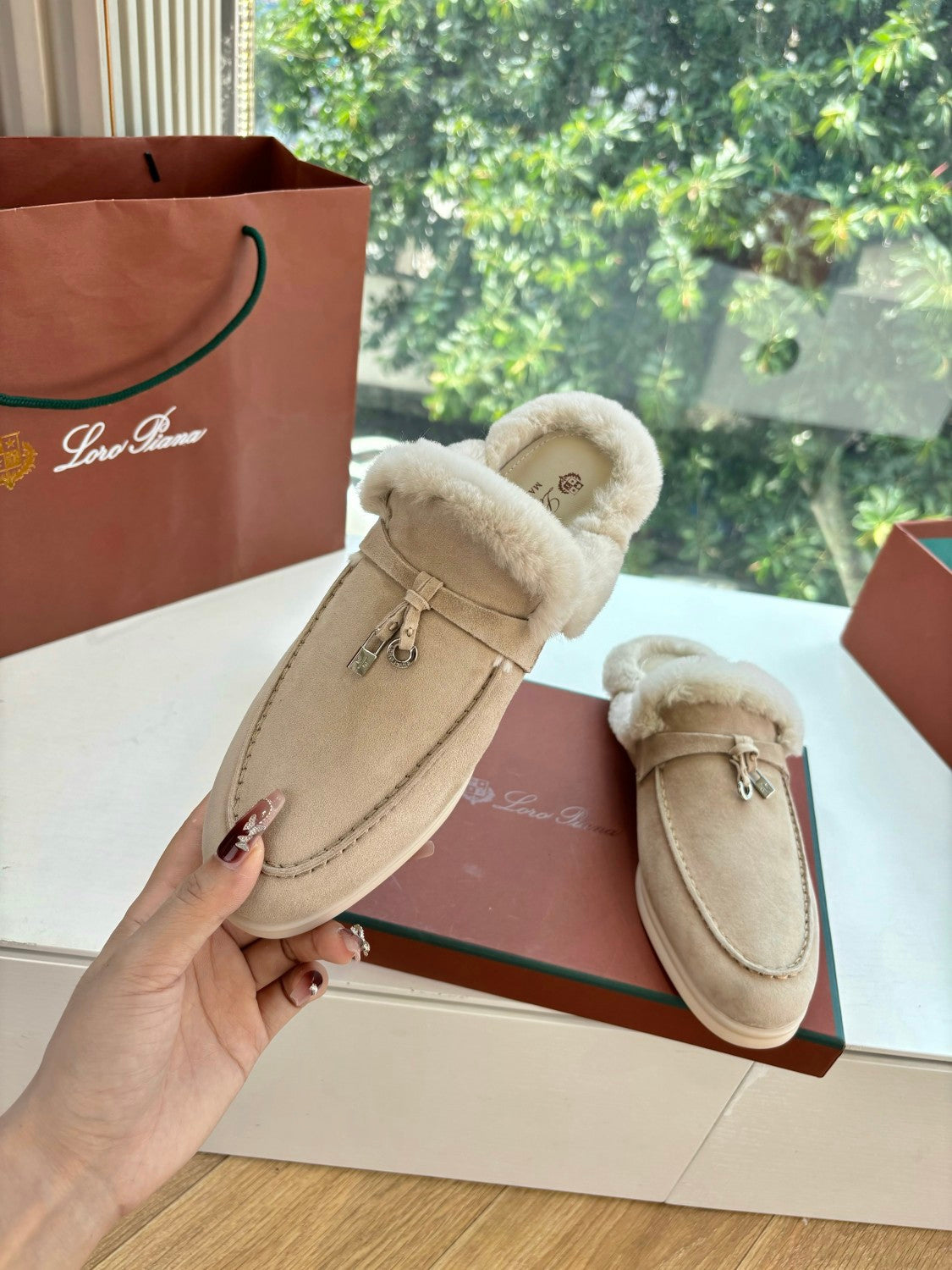 Loro Piana Women's Autumn/Winter Fashion Casual Suede Round Toe Flat Loafers With Exposed Heels Shoes #78312