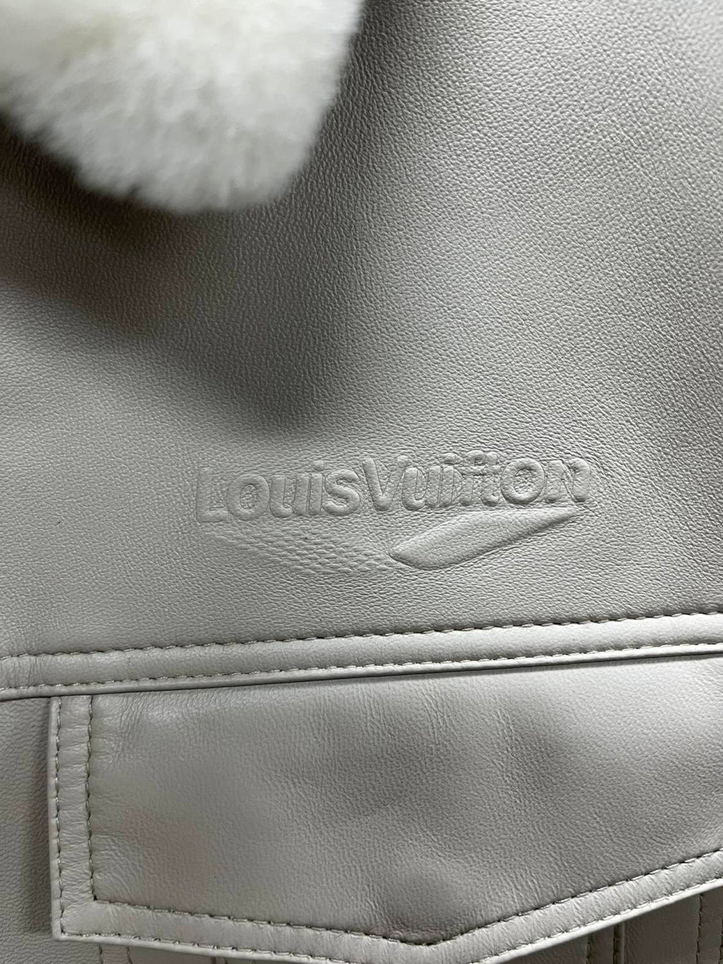 Louis Vuitton Men's Autumn and Winter Solid Color Fur Collar Sheepskin Zipper Long Sleeve Jacket #74719