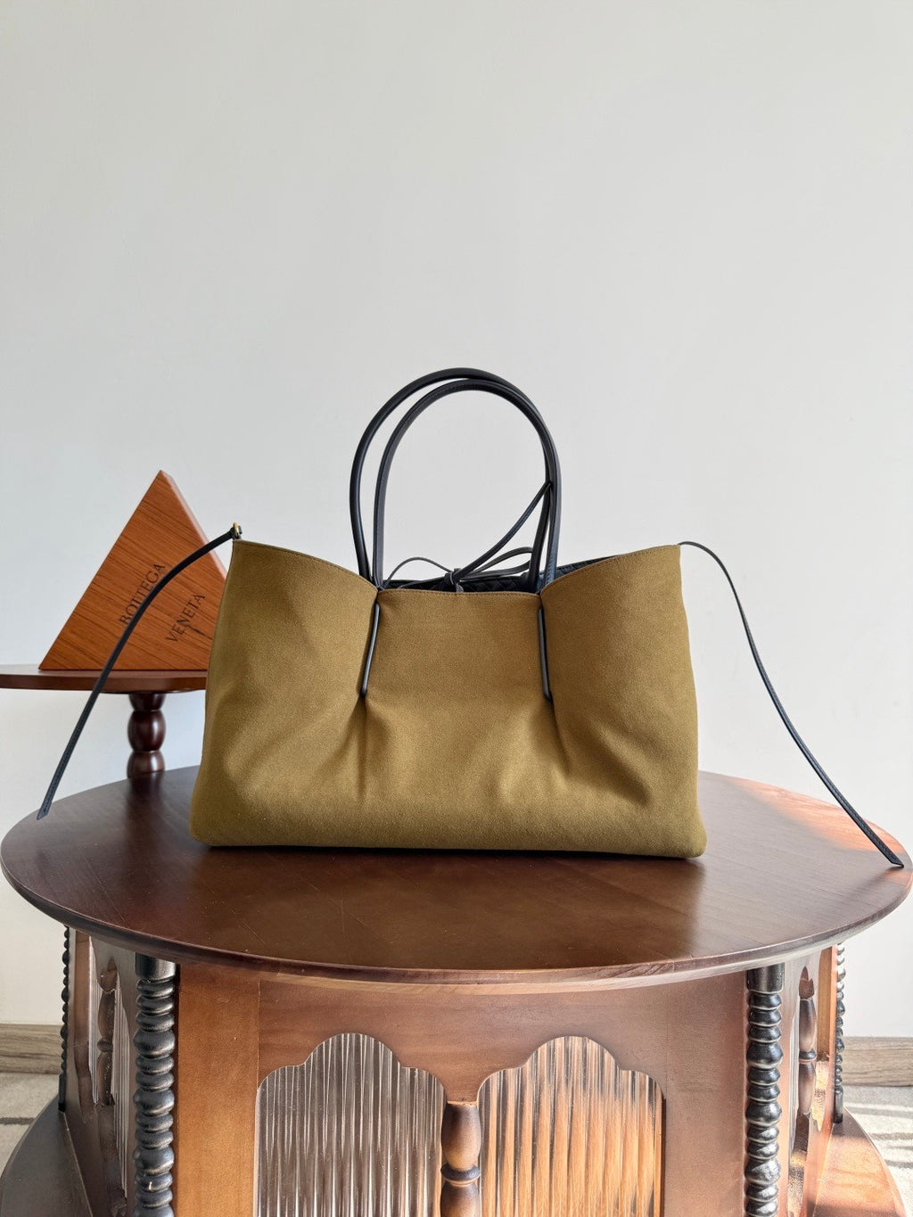 Bottega Veneta Double Sided Pinacoteca Handbags #334325