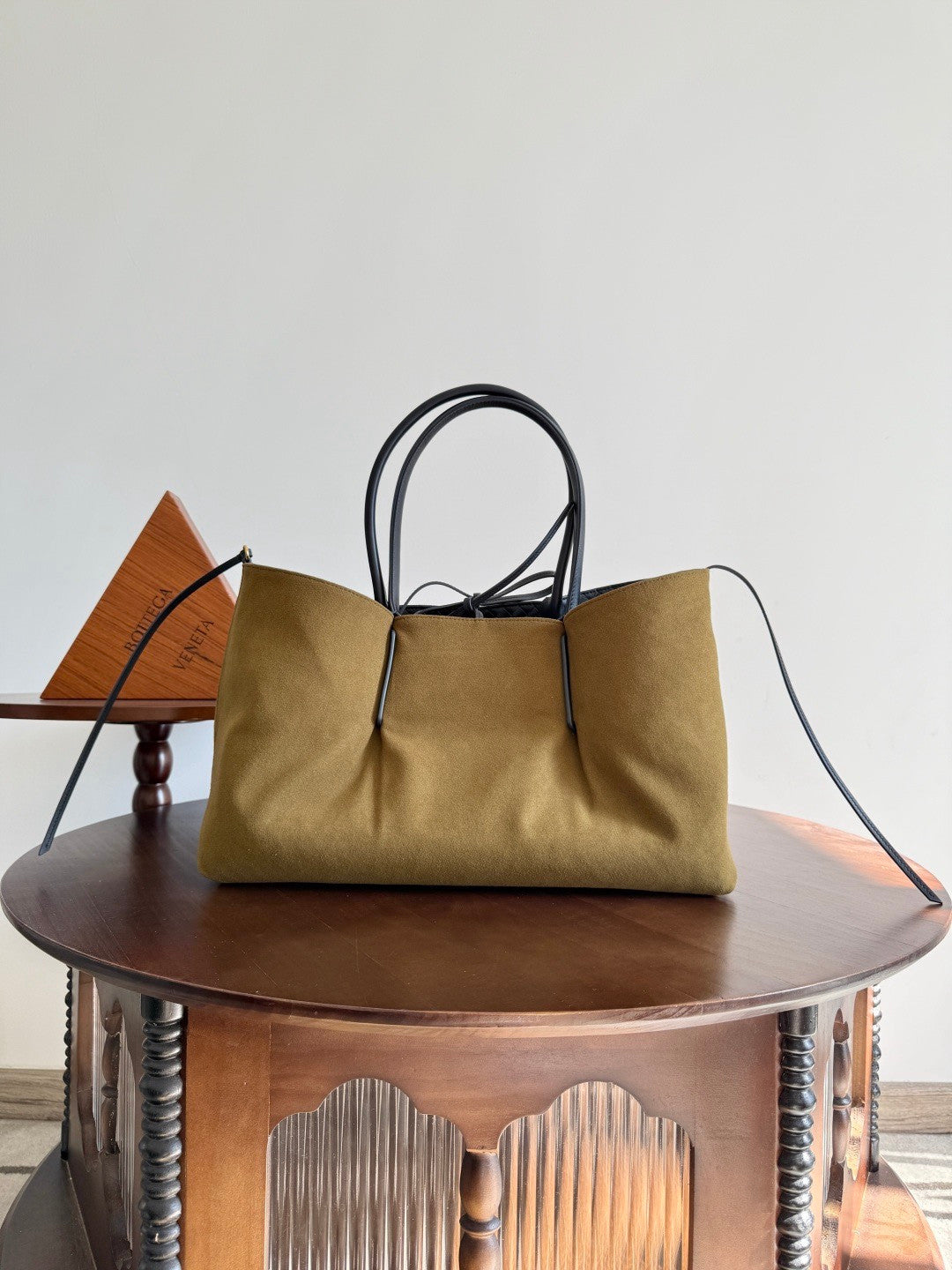 Bottega Veneta Double Sided Pinacoteca Handbags #334325