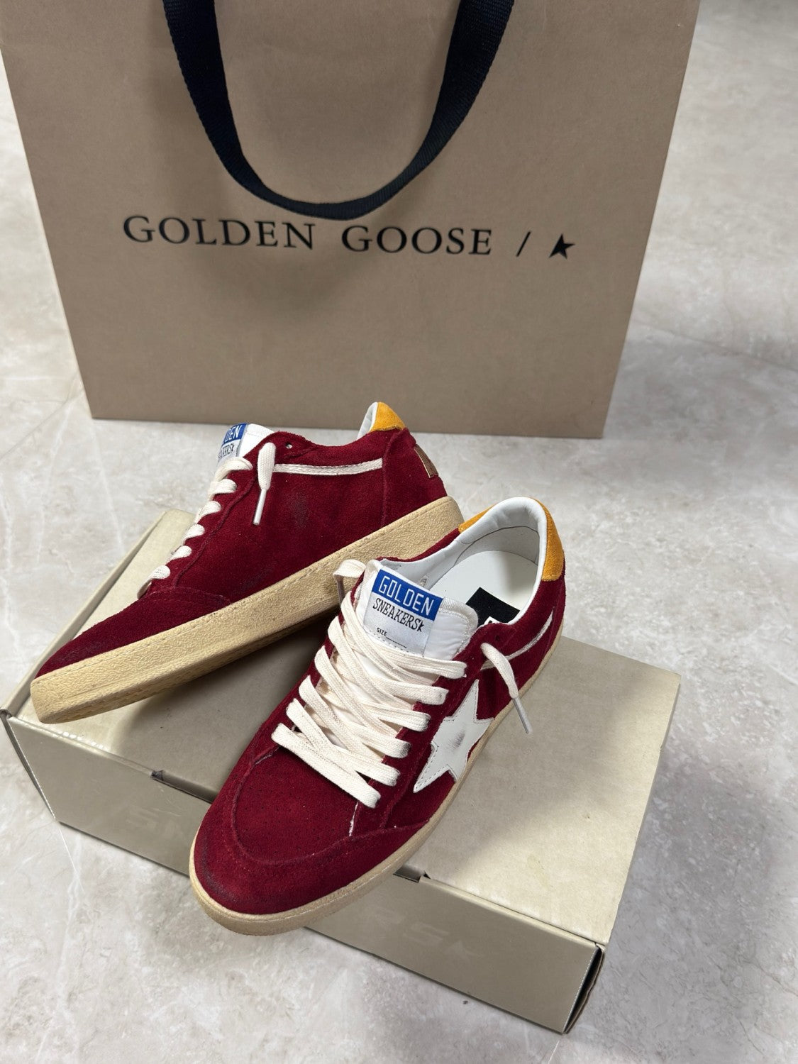 Golden Goose Ball Star in Gray Suede With Leather Star and Nappa Leather #382031