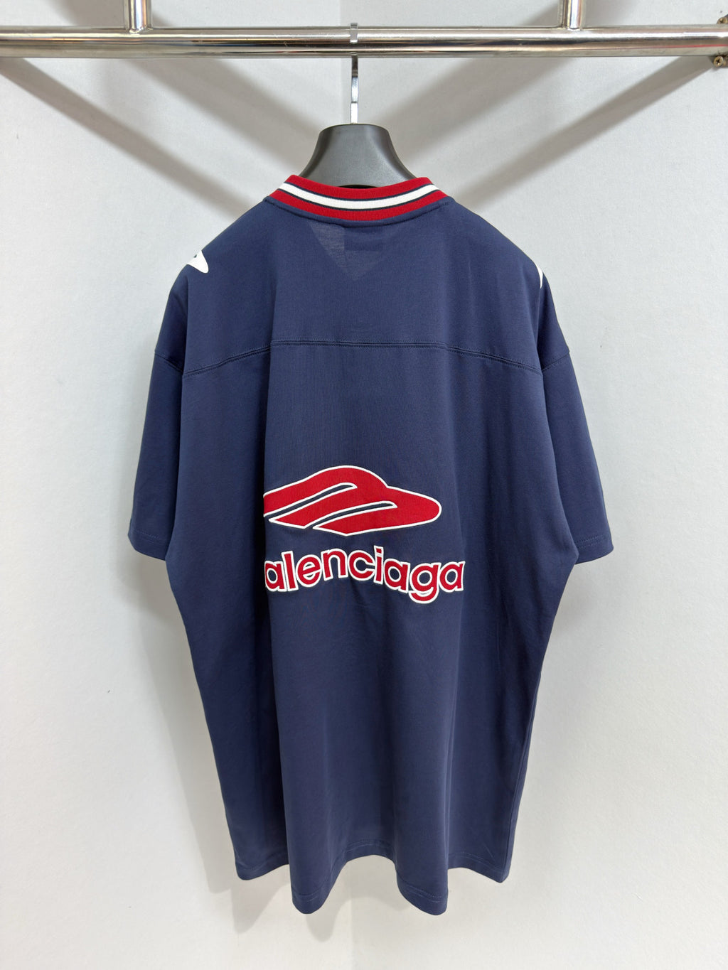 Balenciaga  Men's 3b Football V-neck T-shirt Oversized in Dark Navy red #334655