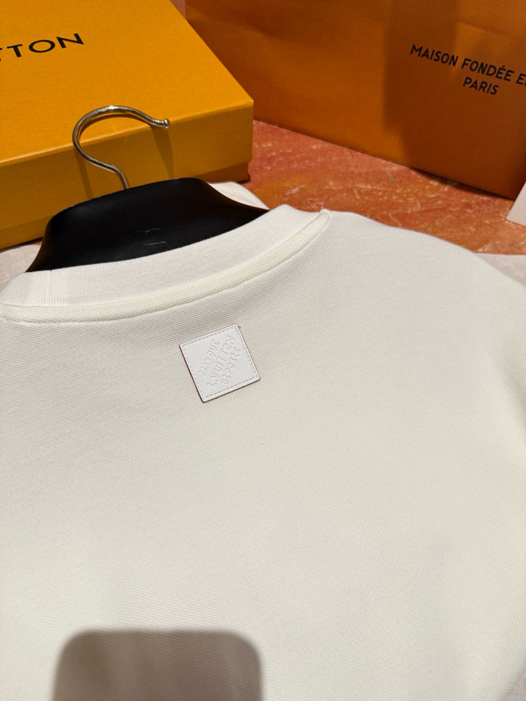 Louis Vuitton x Men's Floral Embroidered Round Neck Cotton Solid Color Summer Straight Short Sleeve T-Shirt #81353
